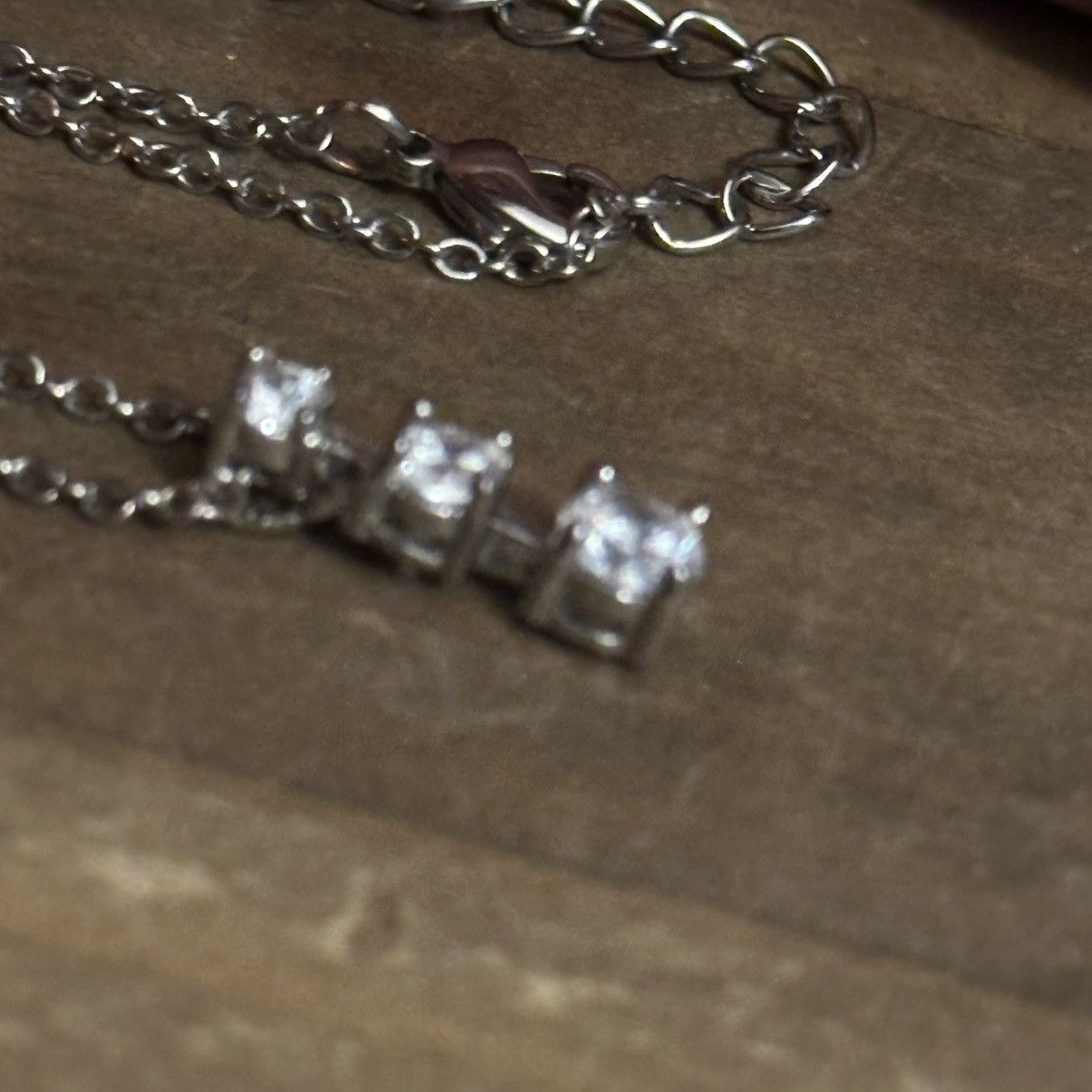 Other Silver tone triple rhinestone pendant necklace Size ONE SIZE - 3 Thumbnail