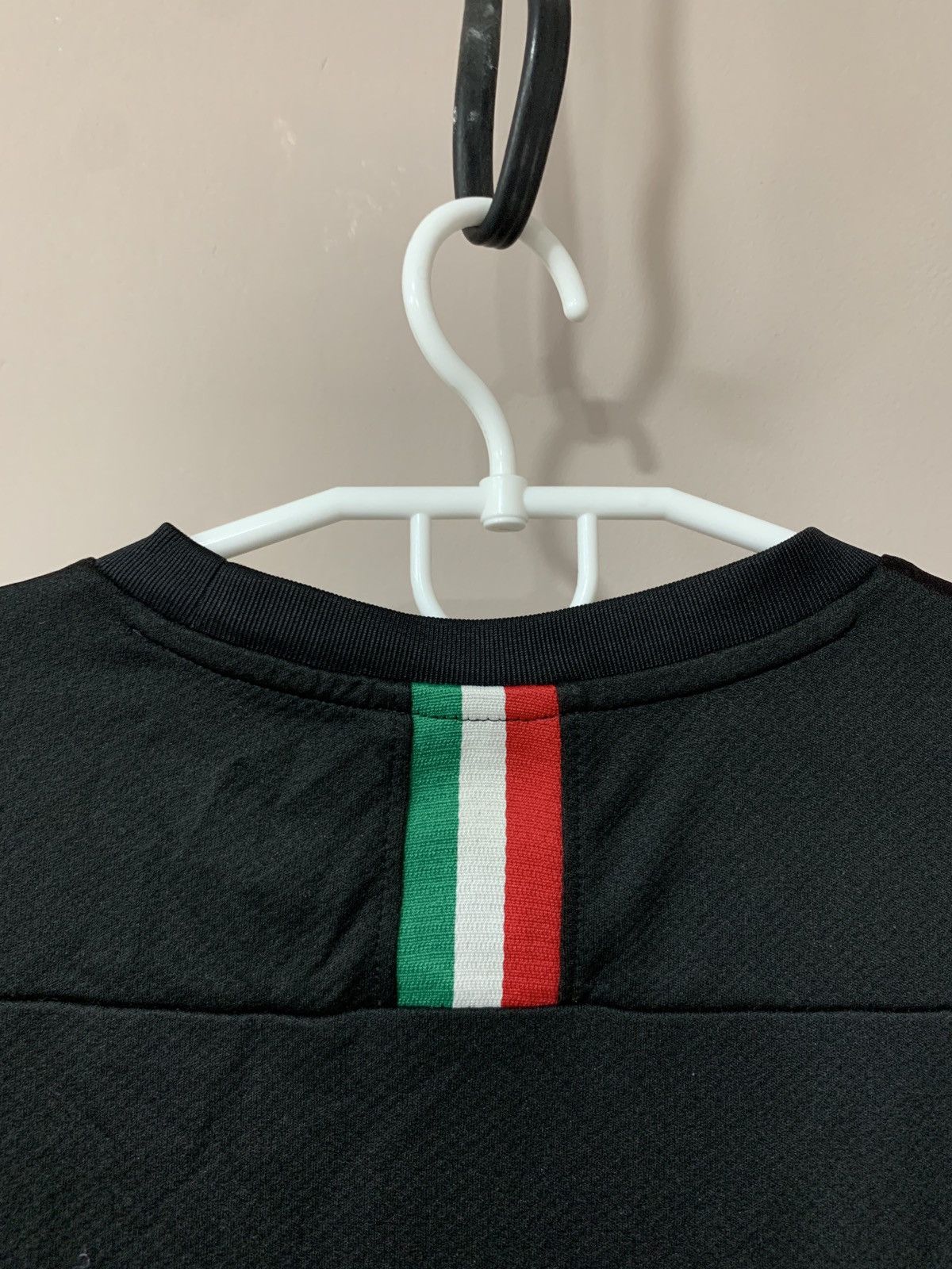 Puma AC Milan 2019 Third Football Shirt Puma Soccer Jersey Size M Size US M / EU 48-50 / 2 - 11 Thumbnail