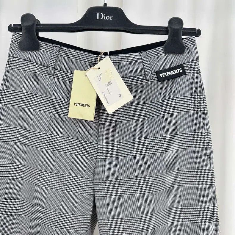Other Vetements size XS Patchwork logo checkered wool leisure tr Size US 27 - 3 Thumbnail