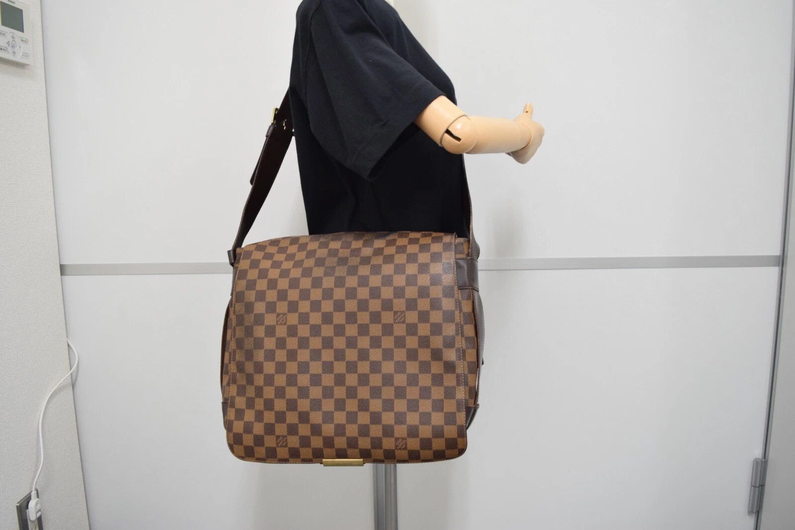 Louis Vuitton Louis Vuitton Bastille Damier Ebene Crossbody Bag N45258 Size ONE SIZE - 2 Thumbnail