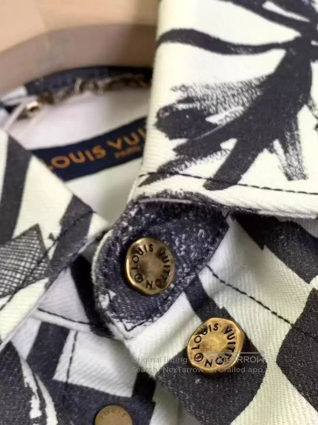 Louis Vuitton Black and White Graphic Short Sleeve Shirt. Size US L / EU 52-54 / 3 - 6 Thumbnail
