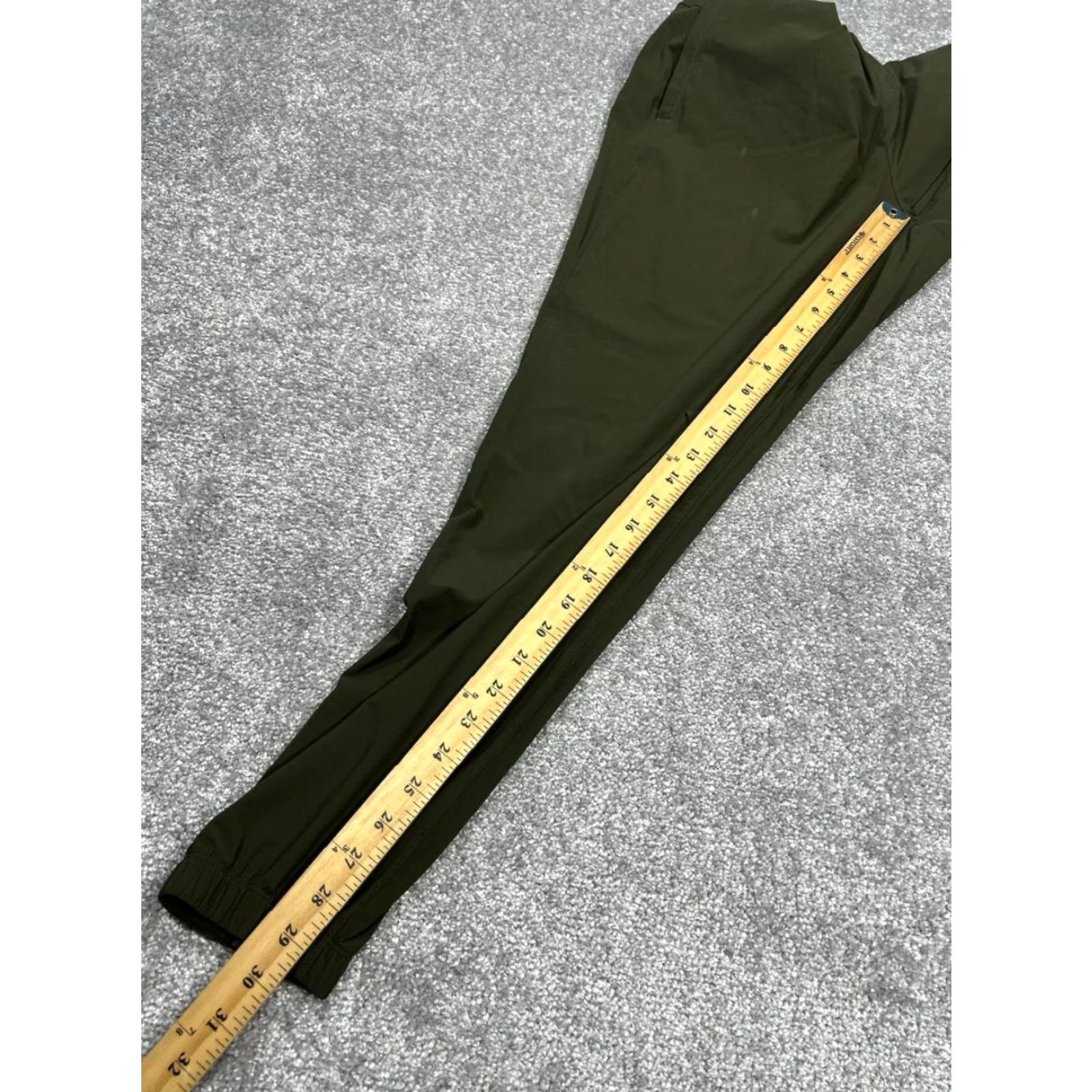 Lululemon Lululemon Surge Joggers Mens M Green Running Jogger Pants Athletic Cross Training Gym & Training Surges Size US 31 - 7 Thumbnail