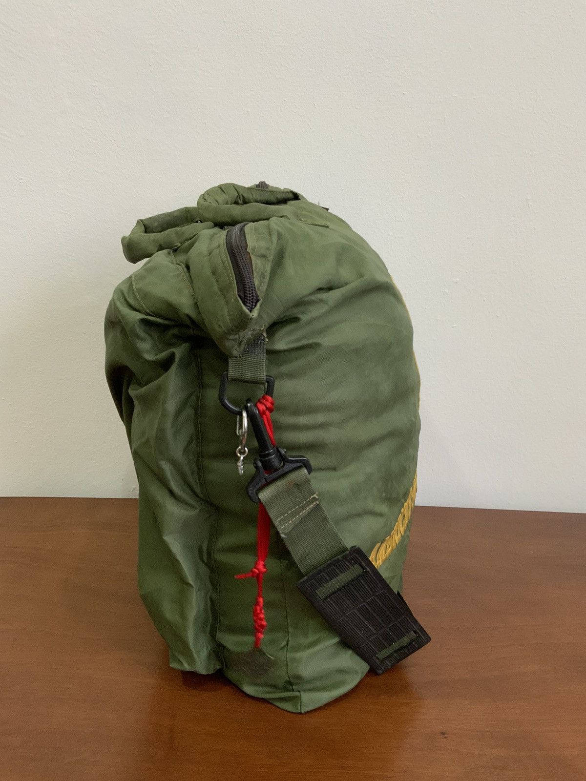 Vintage Vintage America 911 Air Wing Carrier 2 Way Sling Bag Size ONE SIZE - 5 Thumbnail