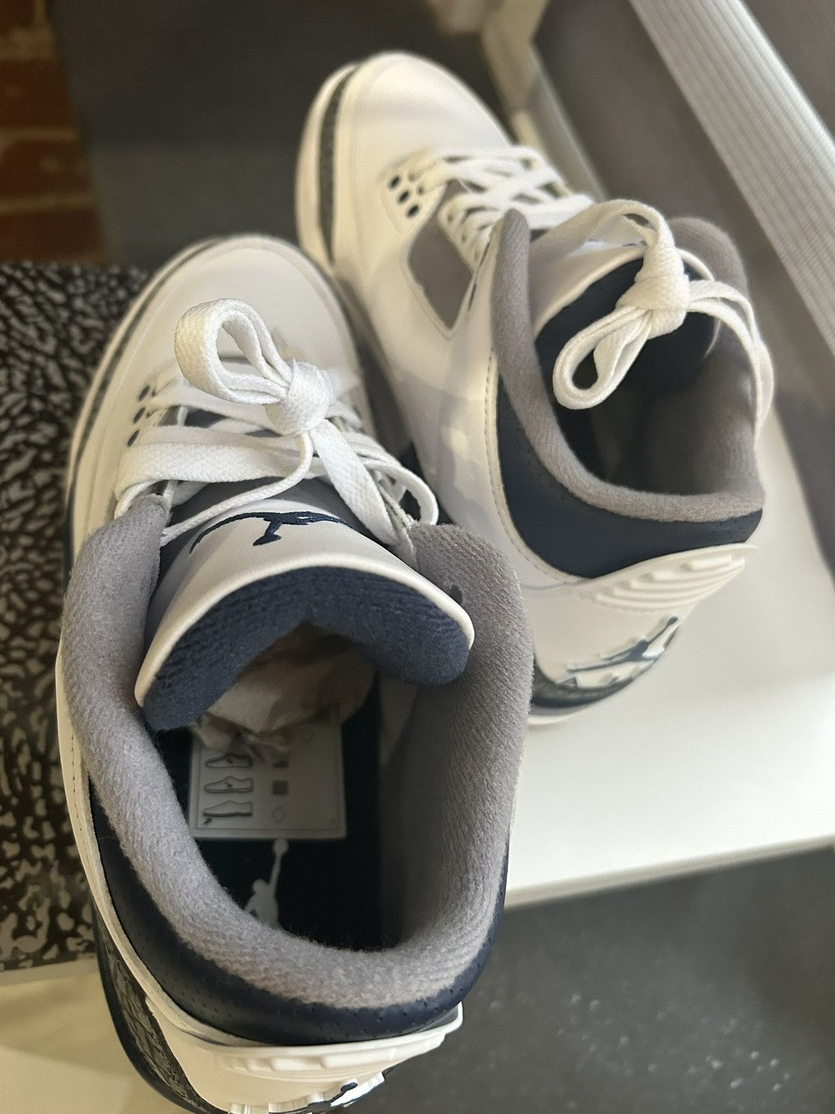 Jordan Brand Brand New Jordan 3 Retro “Midnight Navy” – SNKRS Purchase Size US 7.5 / EU 40-41 - 4 Thumbnail