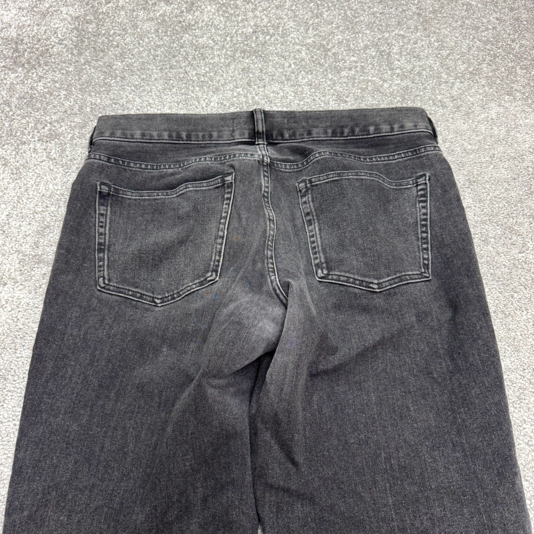 Everlane Everlane Jeans Men Athletic Straight 32x30 Black Denim Cotton Washed 5-Pocket Logo Zipper Button Regular Size US 32 / EU 48 - 4 Thumbnail