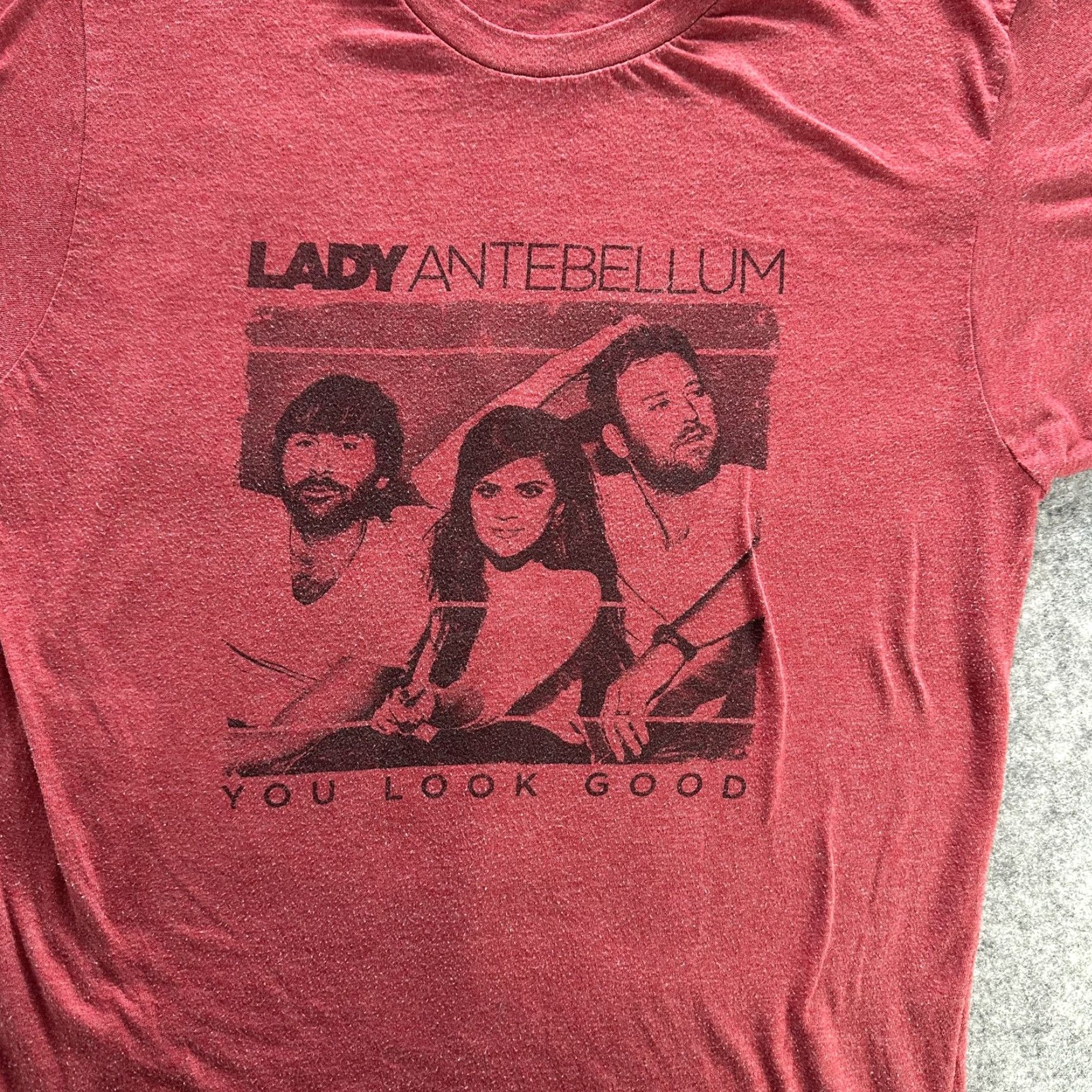 Vintage Lady Antebellum Shirt Large Red Tour 2017 Band Concert Tee Mens Size US L / EU 52-54 / 3 - 2 Thumbnail