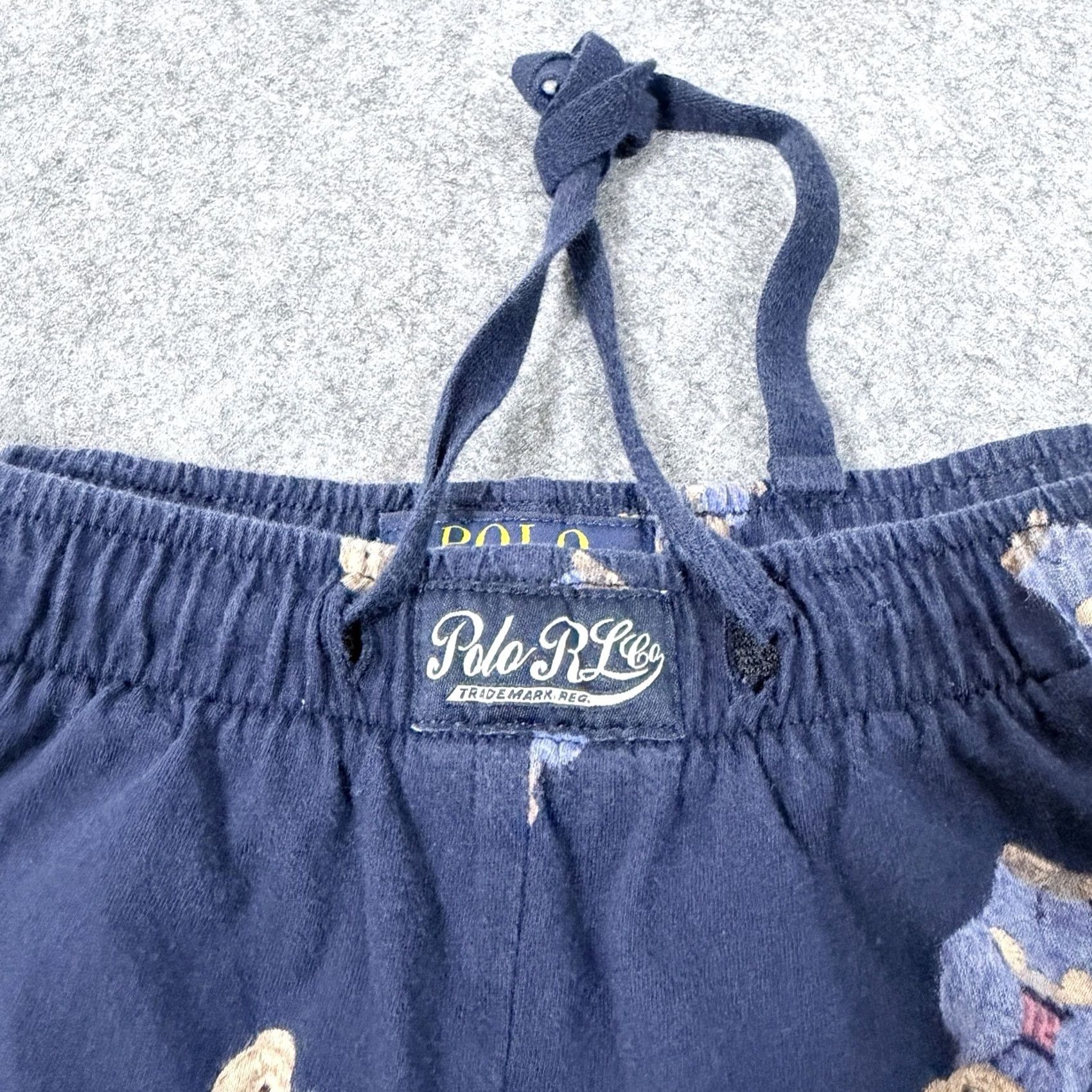 Polo Ralph Lauren Polo Ralph Lauren Bear Pajama Joggers Mens Size Large Navy Blue (Actual 30x29) Blue 90s Logo Sleepwear Size US L / EU 52-54 / 3 - 3 Thumbnail