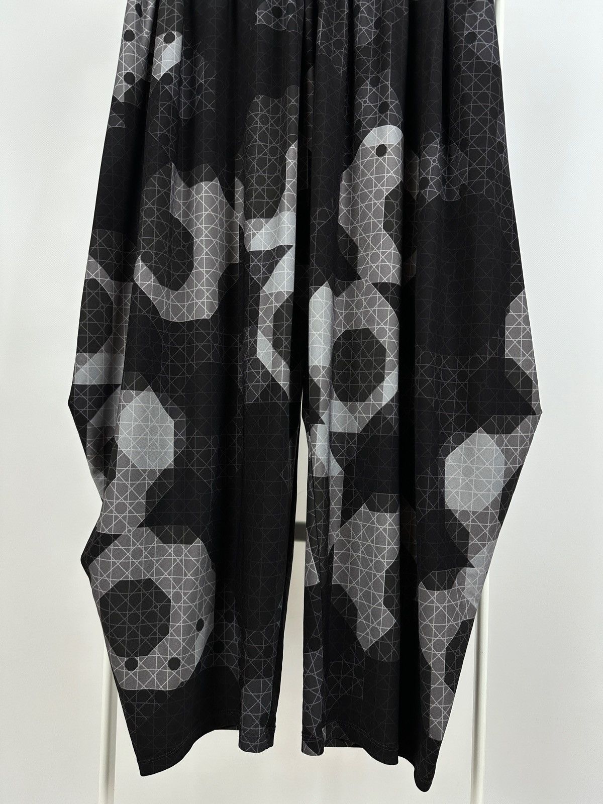 Issey Miyake Vintage Issey Miyake Geometric Pleated Pant Size US 32 / EU 48 - 8 Thumbnail
