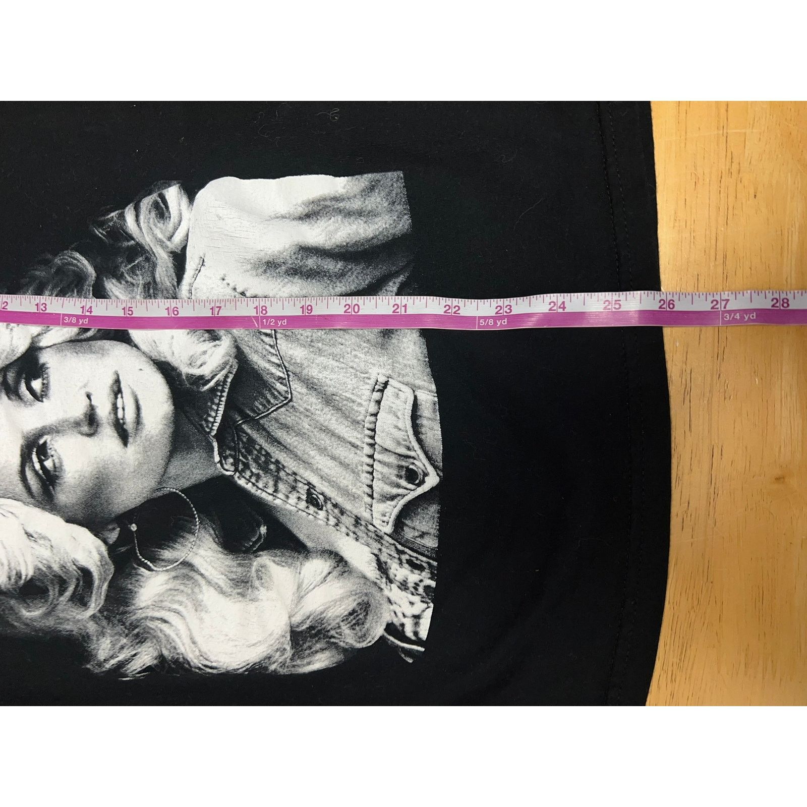 Band Tees Dolly Parton Shirt Country Musician Black Graphic Tee Medium Size US M / EU 48-50 / 2 - 7 Thumbnail