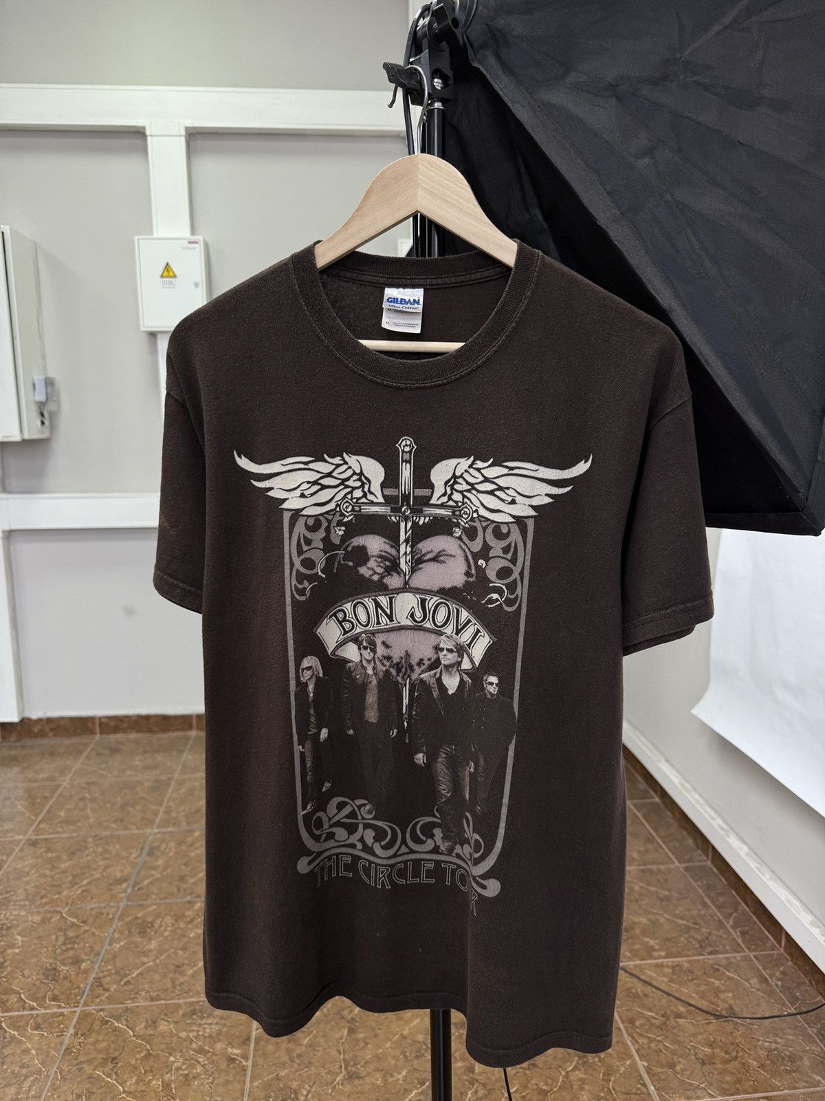 Bon Jovi 🇺🇸 Vintage 2010 Bon Jovi Rock Bend T-Shirt Rare Retro Hype Size US M / EU 48-50 / 2 - 1 Thumbnail