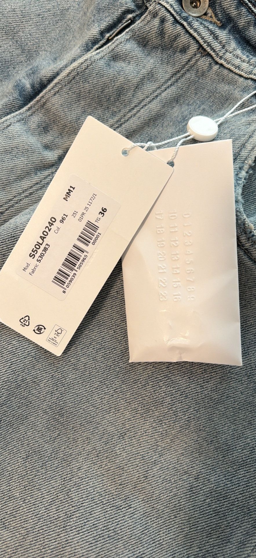 Maison Margiela Distressed jeans MM1 S50LA0240S30383961 Size US 36 / EU 52 - 3 Thumbnail