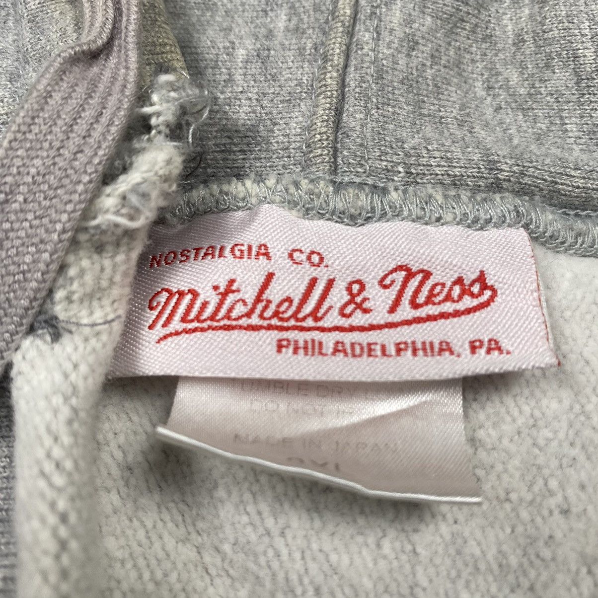 Mitchell & Ness × Vintage y2k Reverse Weave Distressed Pullover Size US XL / EU 56 / 4 - 6 Thumbnail