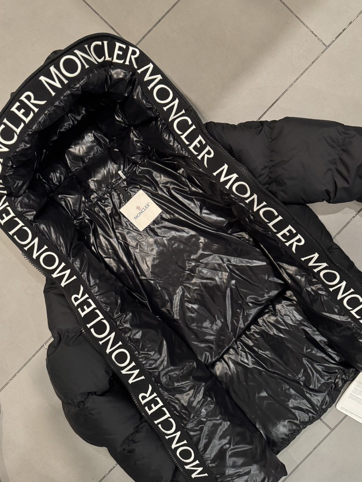 Moncler Moncler Montcla Giubbotto Jacket Black Size 3 (Large) NEW Size US L / EU 52-54 / 3 - 2 Thumbnail