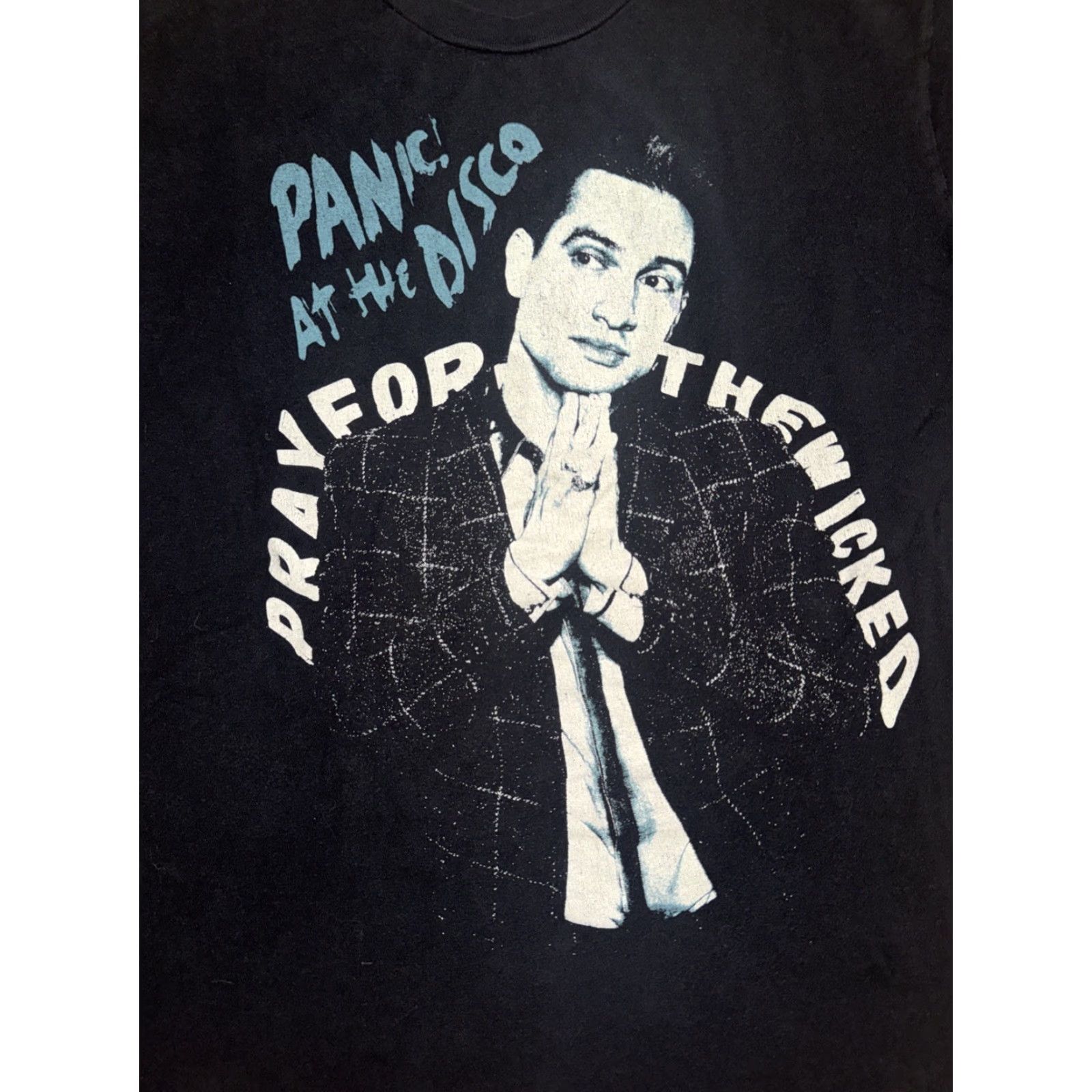 Vintage VINTAGE Panic! At The Disco Pray For The Wicked Tour T-Shirt Black Medium Band Tee Men XS? Size US M / EU 48-50 / 2 - 2 Thumbnail