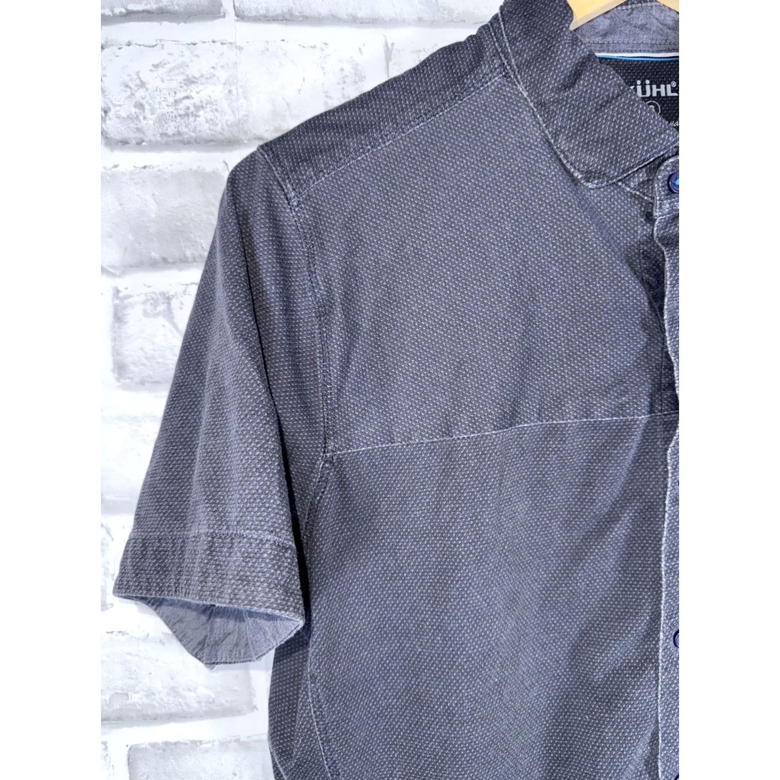 Vintage KUHL Shirt Mens S Button-Down Organic Cotton Grayish Blue Button Up Regular Collar-Down Vintage? (No, omit) Size US S / EU 44-46 / 1 - 4 Thumbnail