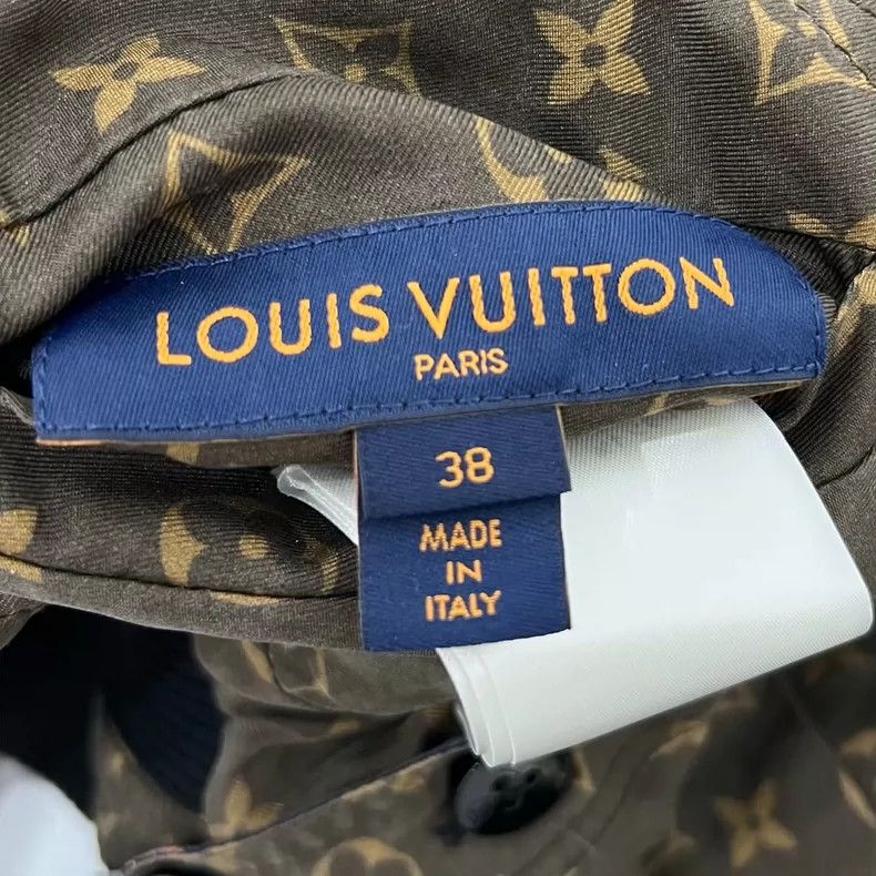 Louis Vuitton Louis Vuitton Full print coat, reversible jacket Size XS / US 0-2 / IT 36-38 - 8 Thumbnail