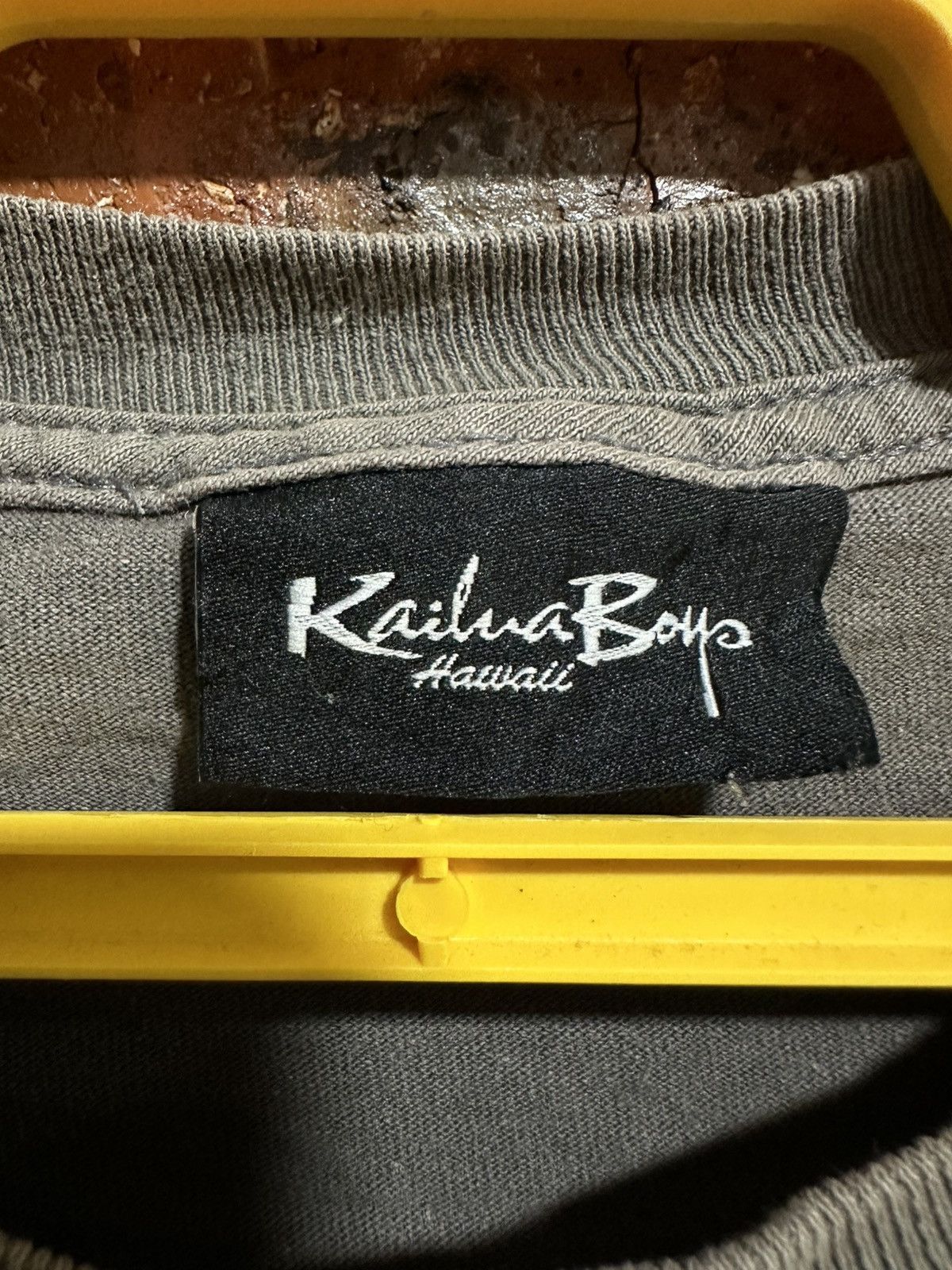Vintage Vintage Kailua Boys Hawaii Faded Tee Size US M / EU 48-50 / 2 - 3 Thumbnail