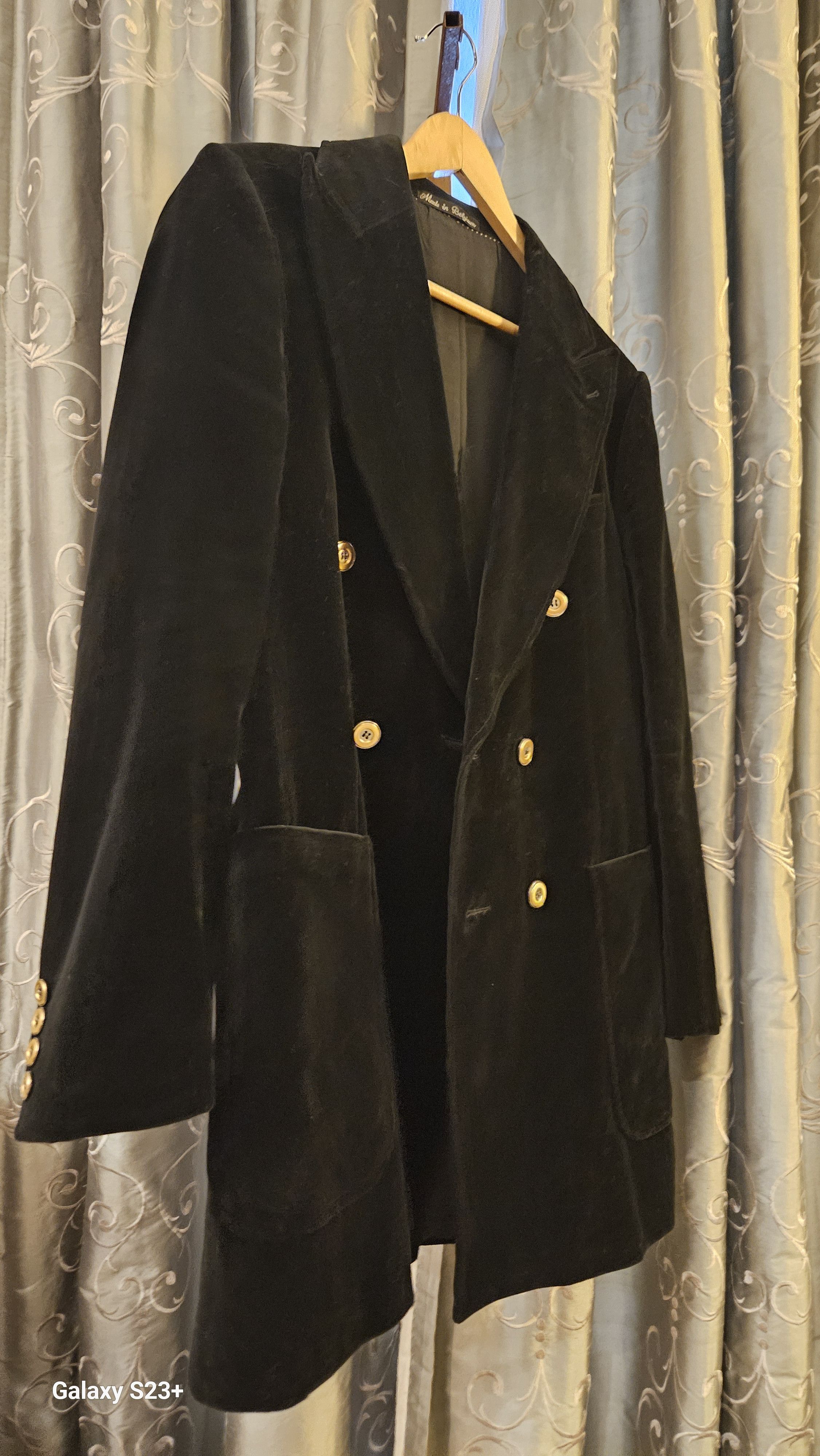 Van Gils Black Velvet Coat- by VAN GILS- Men's/sz. 36-38 (US) Size US M / EU 48-50 / 2 - 12 Thumbnail