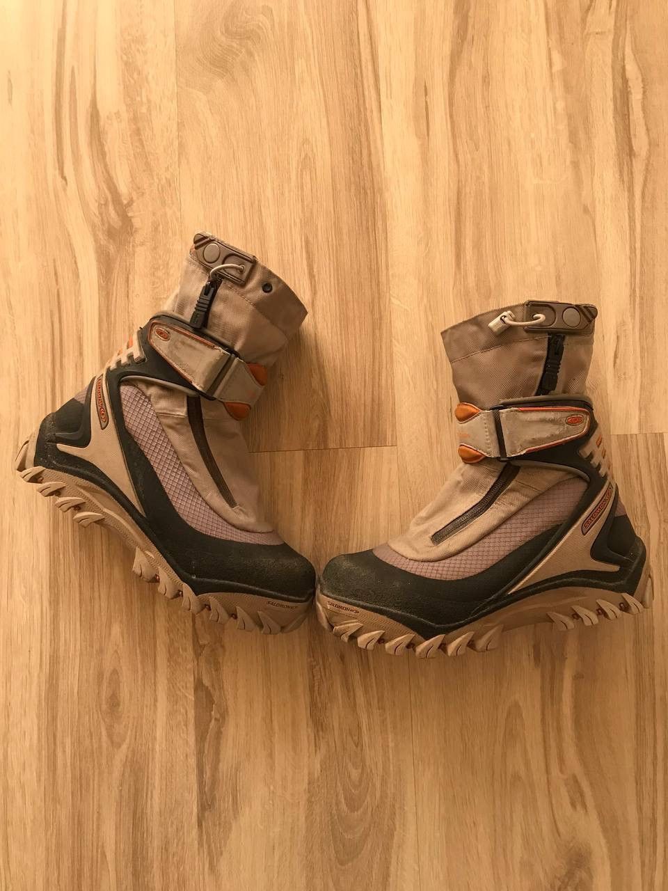 Salomon × Vintage Vintage Salomon Adventure Hiking Boots Size US 7 / IT 37 - 2 Thumbnail