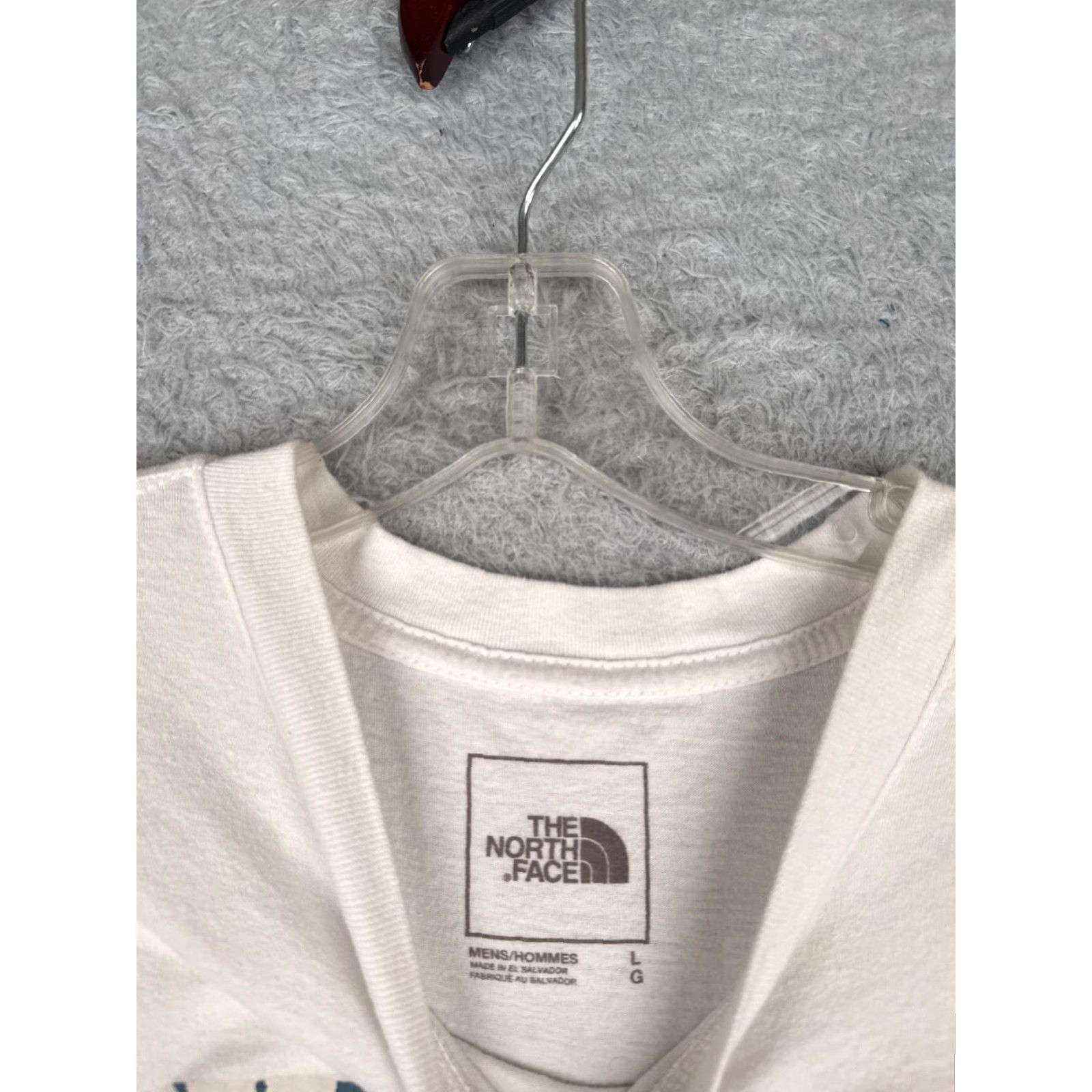 The North Face The North Face Shirt Men Large White Short Sleeve Crew Neck 100% Cotton Jersey Logo All Seasons Breathable Men’s T-Shirt Regular Colorful Size US L / EU 52-54 / 3 - 7 Thumbnail