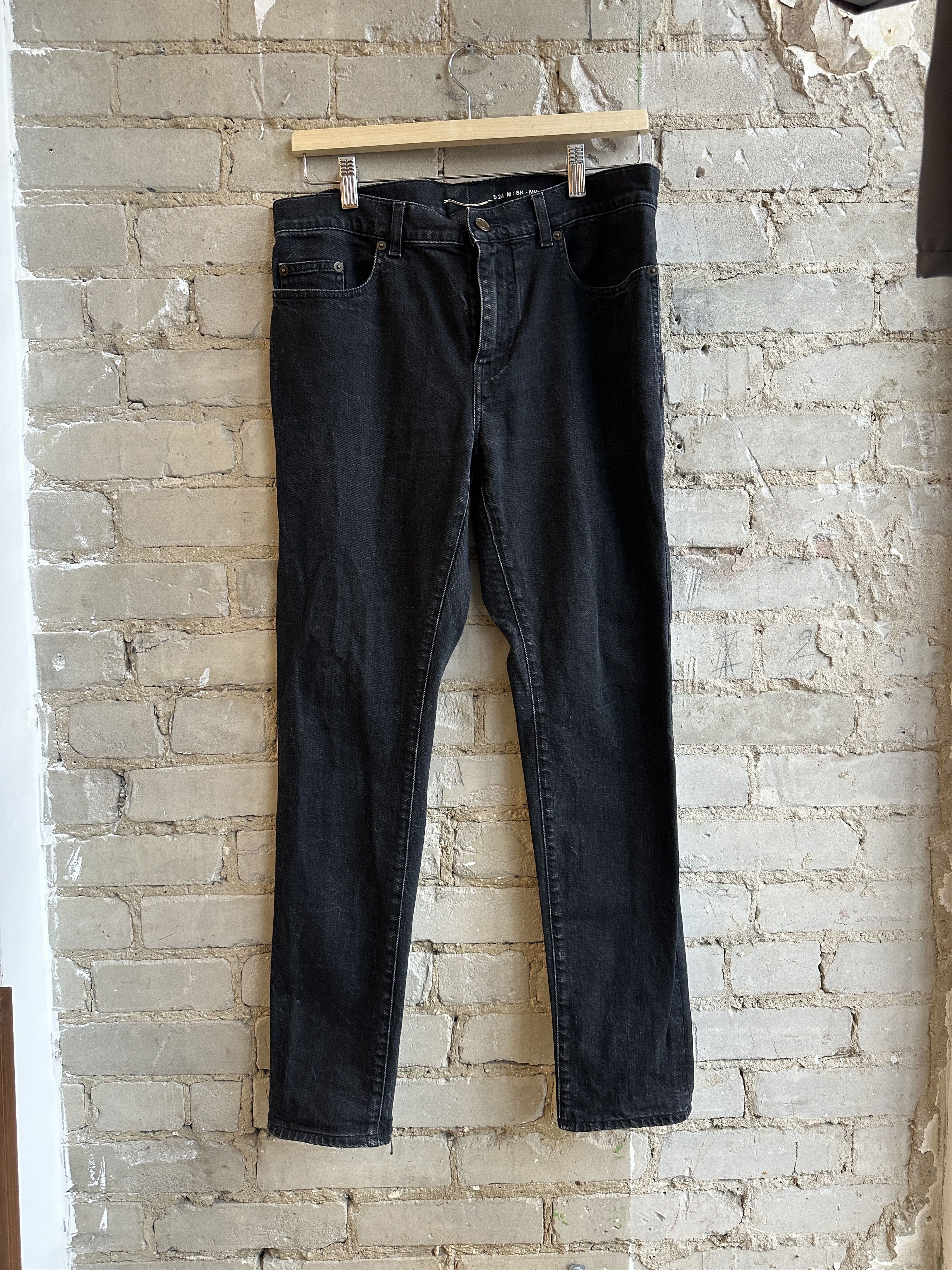 Saint Laurent Paris Saint Laurent Paris D24 Jeans Size 32 Size US 32 / EU 48 - 1 Thumbnail