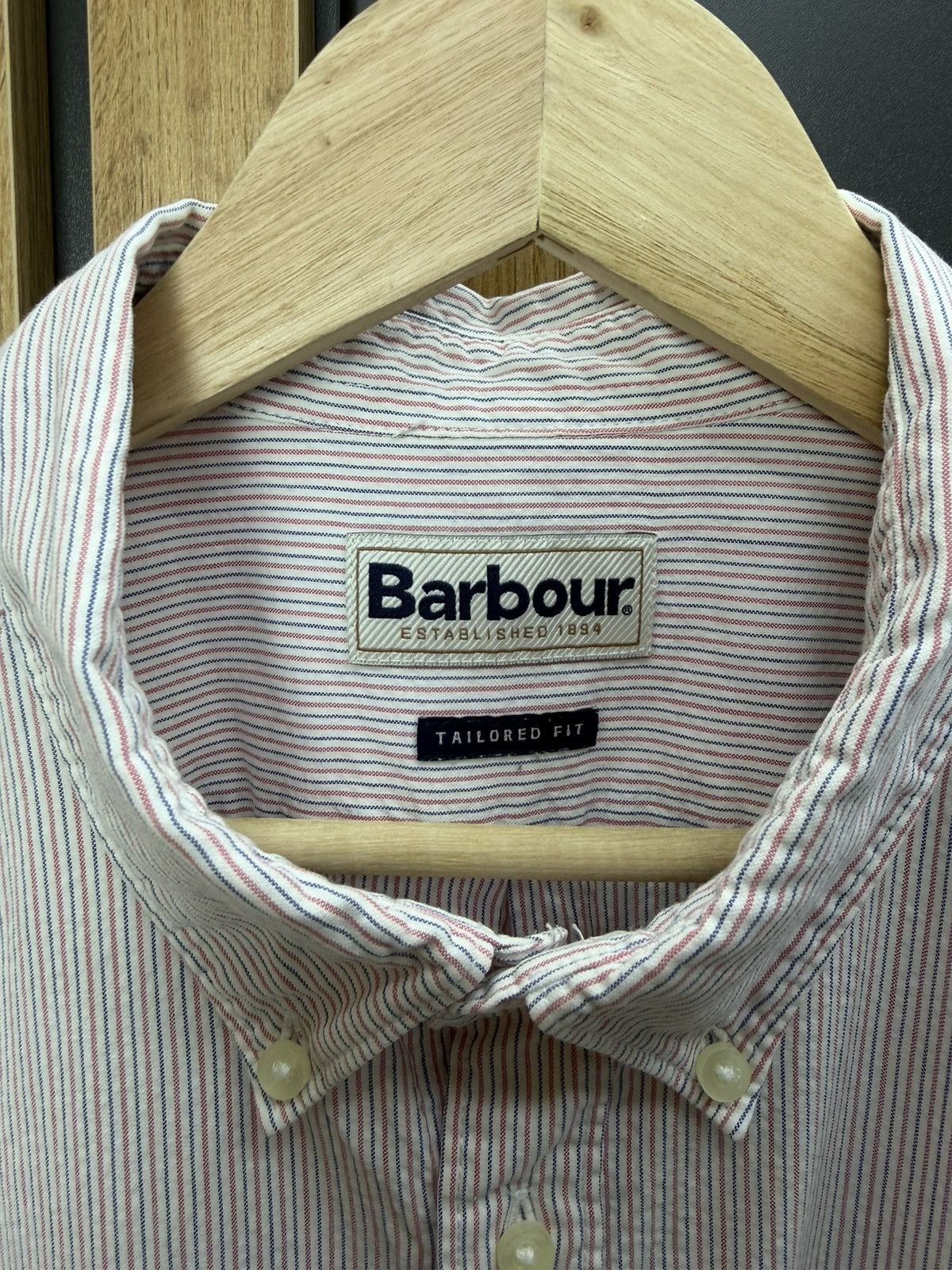 Barbour Barbour Men’s Seersucker Tailored Fit Short Sleeve Shirt Size US L / EU 52-54 / 3 - 3 Thumbnail