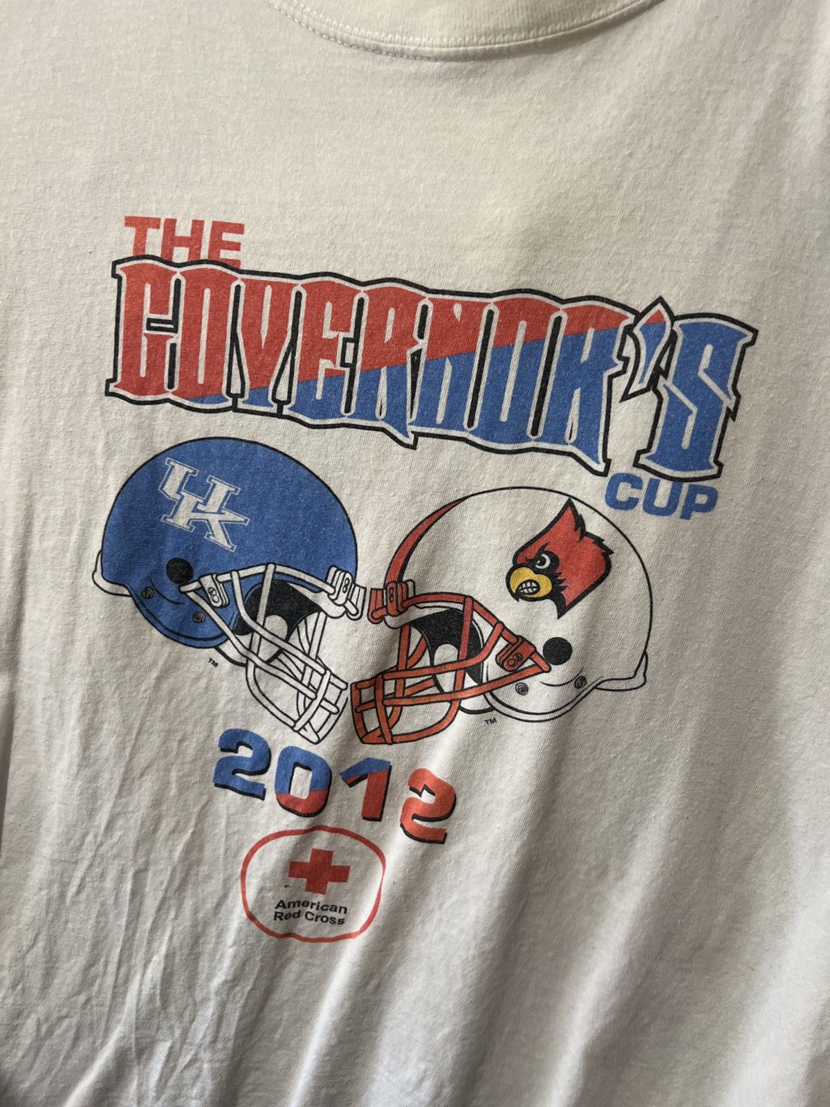 Band Tees 2012 VINTAGE THE COVERNOR’S CUP AMERICAN RED CROSS AOP TEE Size US XL / EU 56 / 4 - 3 Thumbnail