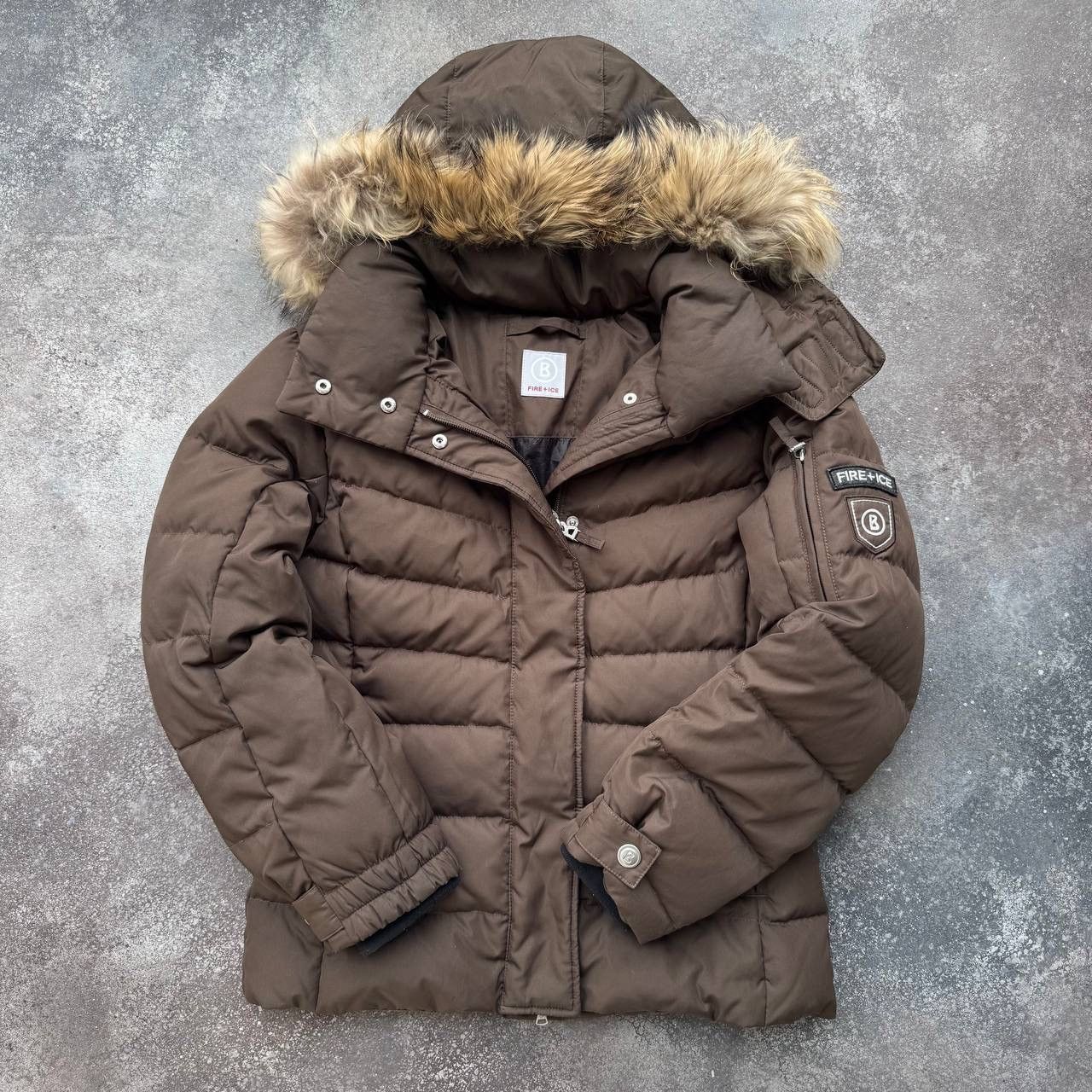 Bogner × Vintage Bogner Vintage Woman’s Ski Fur Down Jacket Size M / US 6-8 / IT 42-44 - 1 Thumbnail