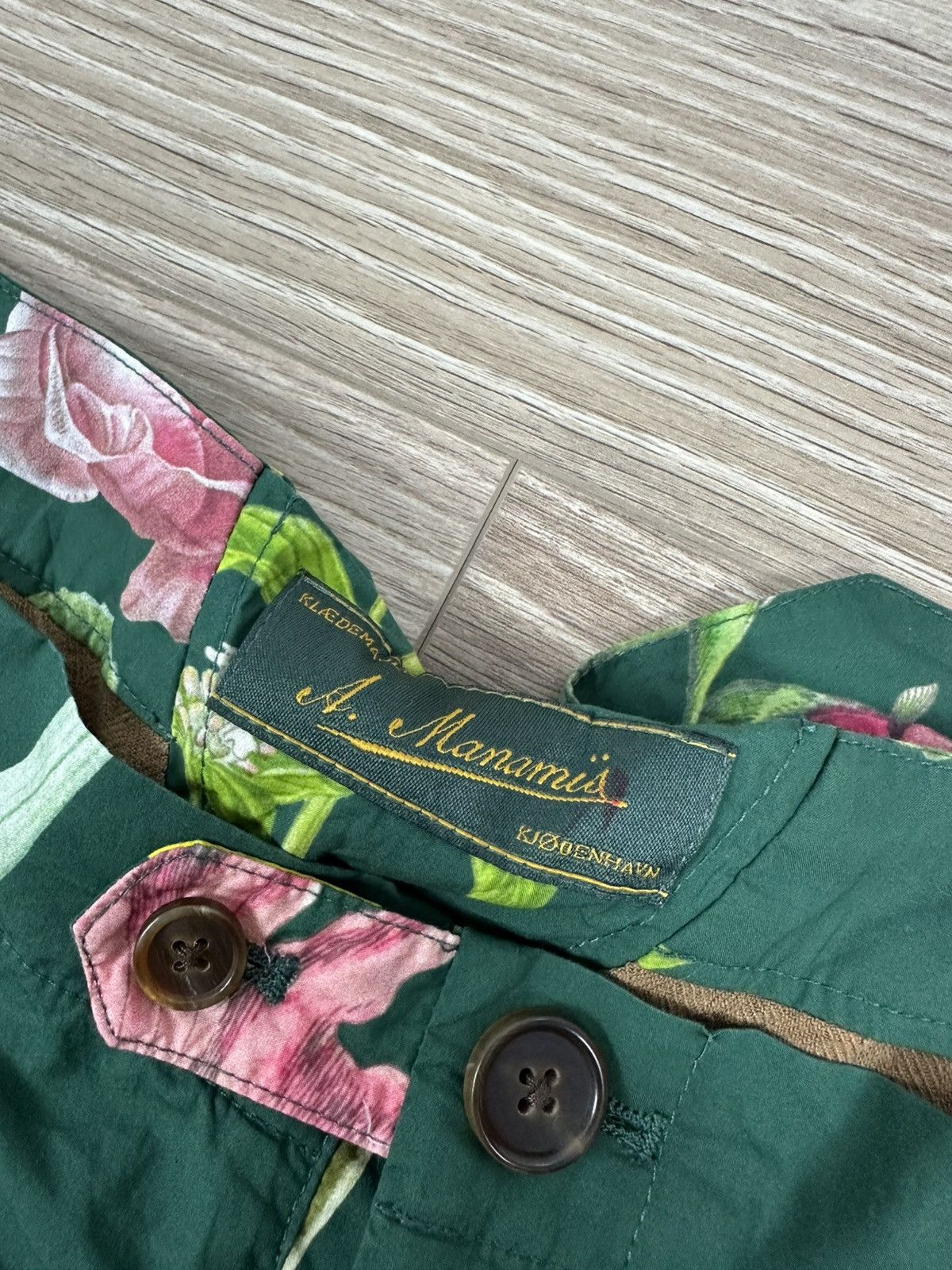 Aleksandr Manamis ALEKSANDR MANAMIS Unisex PANTS Bridges Shorts floral Size US 34 / EU 50 - 8 Thumbnail