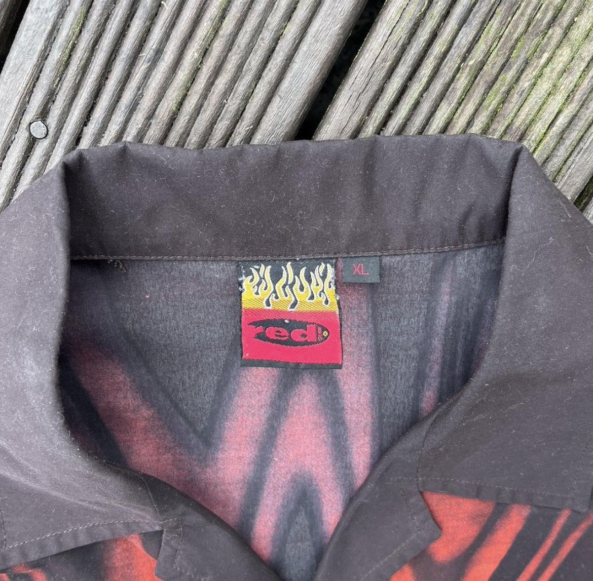 Other Beautiful Y2k flames and woman graphic on a red tag tee Size US XL / EU 56 / 4 - 4 Thumbnail