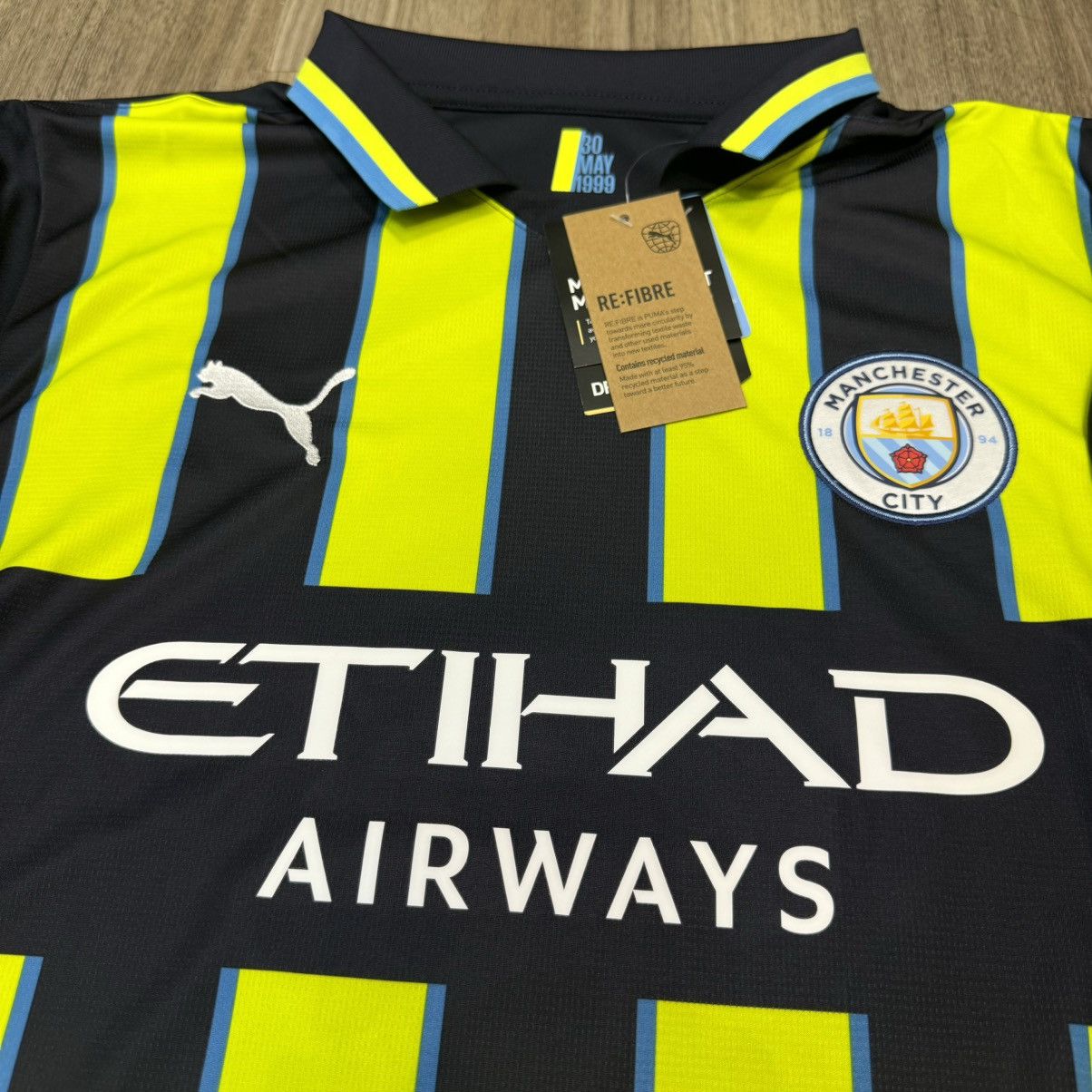 Puma Manchester City 24/25 away Longsleeves shirt #9 Haaland Size US L / EU 52-54 / 3 - 3 Thumbnail
