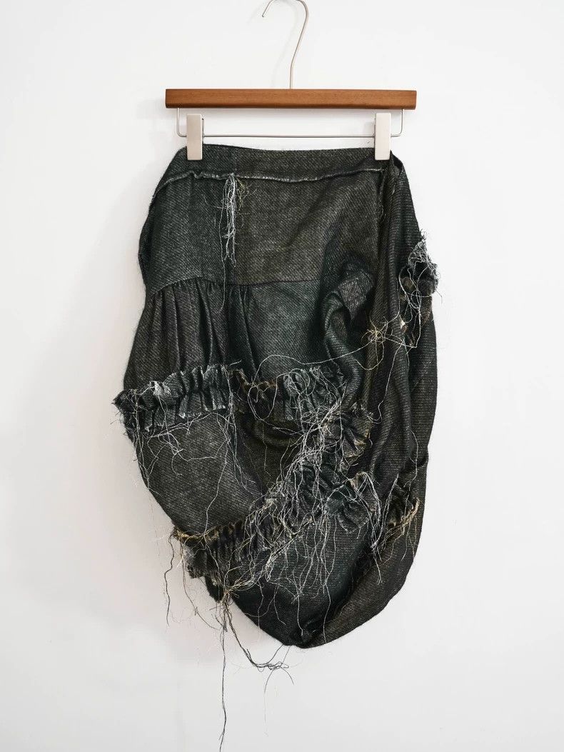 Comme des Garcons Comme des Garçons 08AW Asymmetrical Skirt - dmc Size US 34 / EU 50 - 1 Thumbnail