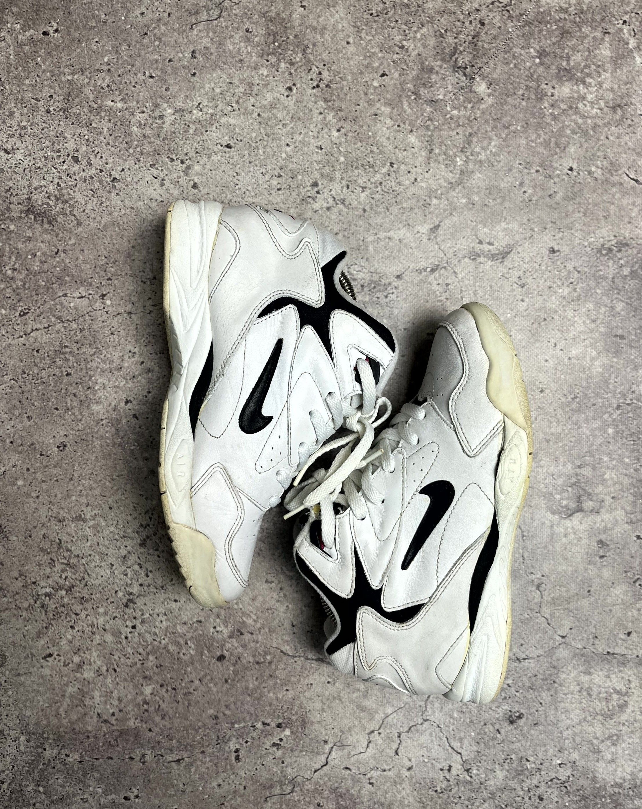 Nike Vintage Nike Air High Top White Sneakers Size US 7.5 EU 38.5 Size US 7.5 / IT 37.5 - 8 Thumbnail
