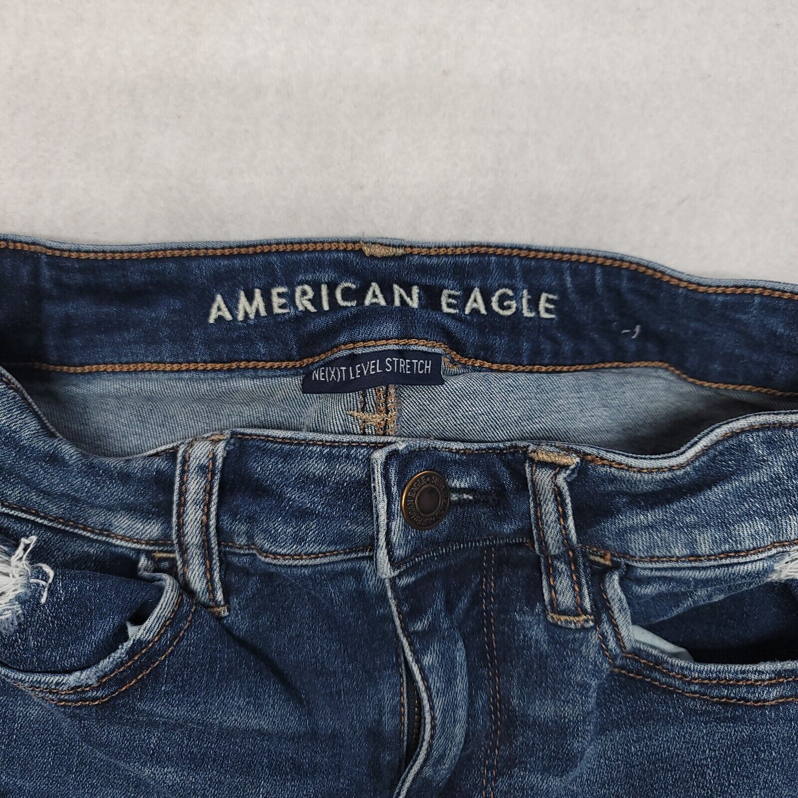 American Eagle Outfitters American Eagle Casual Denim Jean Shorts Womens Size 4 Blue Size 27" / US 4 / IT 40 - 2 Thumbnail