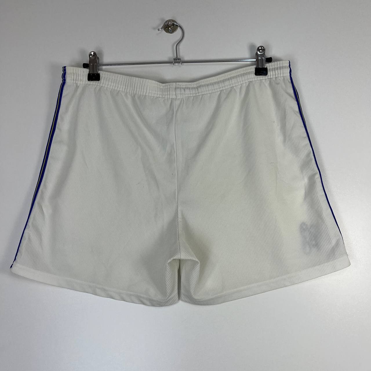 Umbro Chelsea FC Umbro Football Shorts White Vintage Soccer Size L Size US 40 / EU 56 - 6 Thumbnail