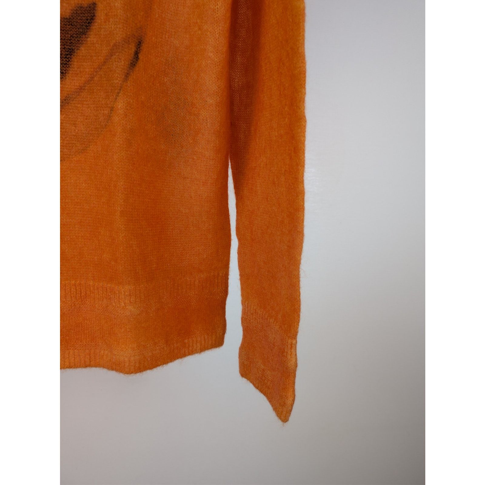 Givenchy o1rshd1 Ceramics Print Crewneck Sweater in Orange Size US XL / EU 56 / 4 - 6 Thumbnail