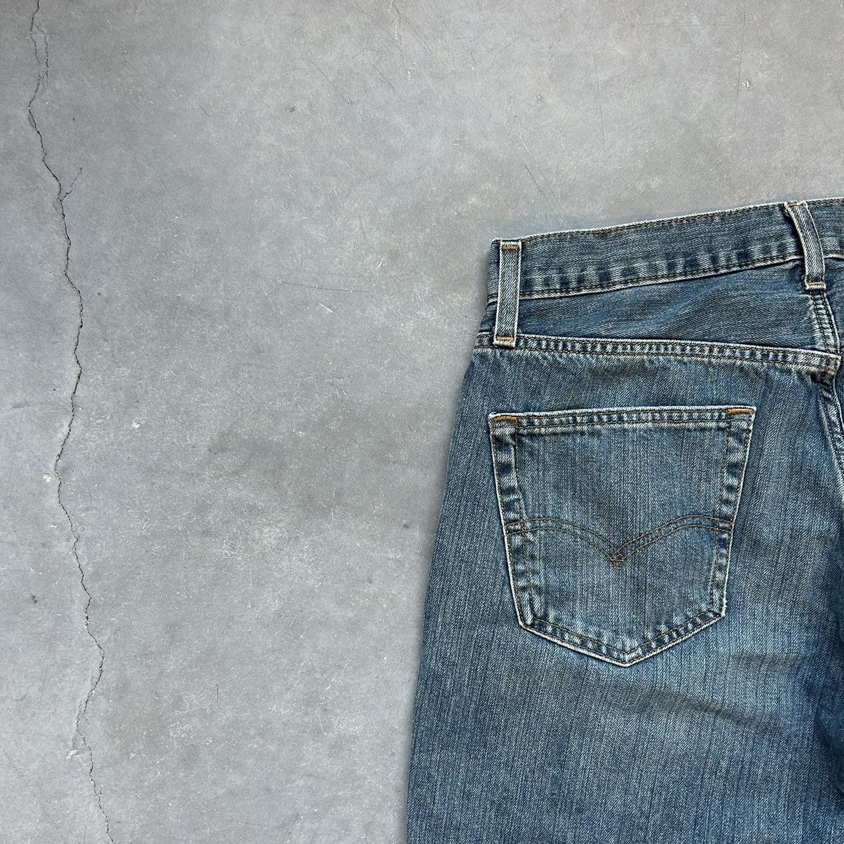 Levi's × Vintage Vintage Y2K Essential Levi 559 Straight Leg Skater Denim 33 Size US 33 - 4 Thumbnail