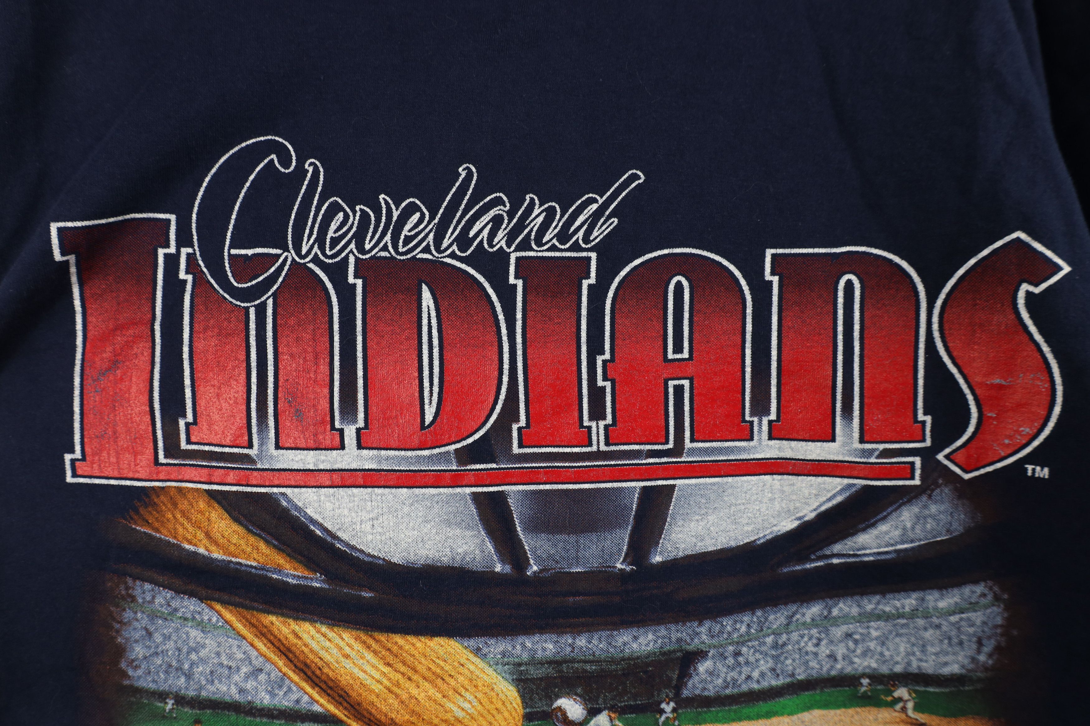 Vintage Vintage 90s Wahoo Cleveland Indians Baseball T-Shirt USA Size US XL / EU 56 / 4 - 5 Thumbnail