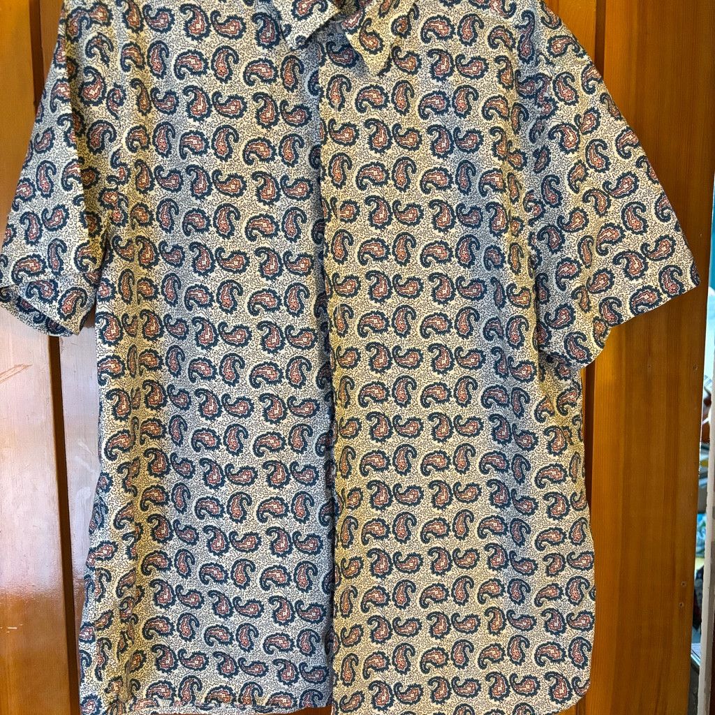 Perry Ellis Perry Ellis Mens Paisley Shortsleeve button down shirt Size US L / EU 52-54 / 3 - 1 Thumbnail