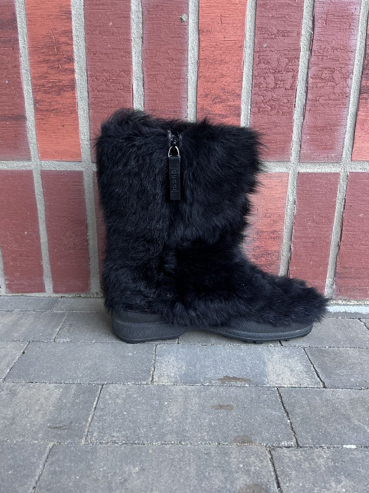 Gucci Tom Ford AW98 Goat Fur Boots Avantgarde shoes