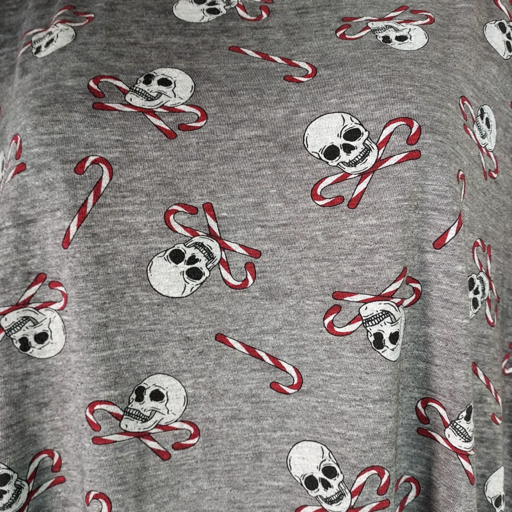 Torrid Torrid Plus Size 1X Grey Vintage Triblend Classic Fit Crew Tee Skull Candy Cane Shirt Women Size XL / US 12-14 / IT 48-50 - 6 Thumbnail