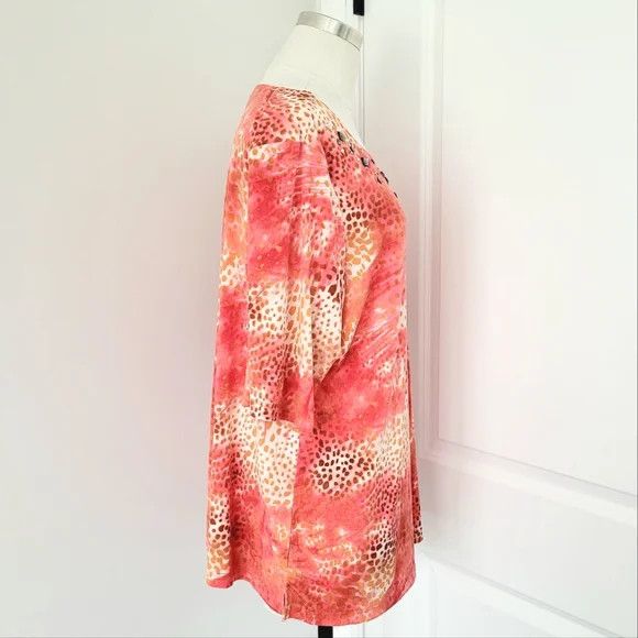 Vacation Susan Graver Coral Multi Embellished Leopard 3/4 Slv Top Size XL / US 12-14 / IT 48-50 - 5 Thumbnail