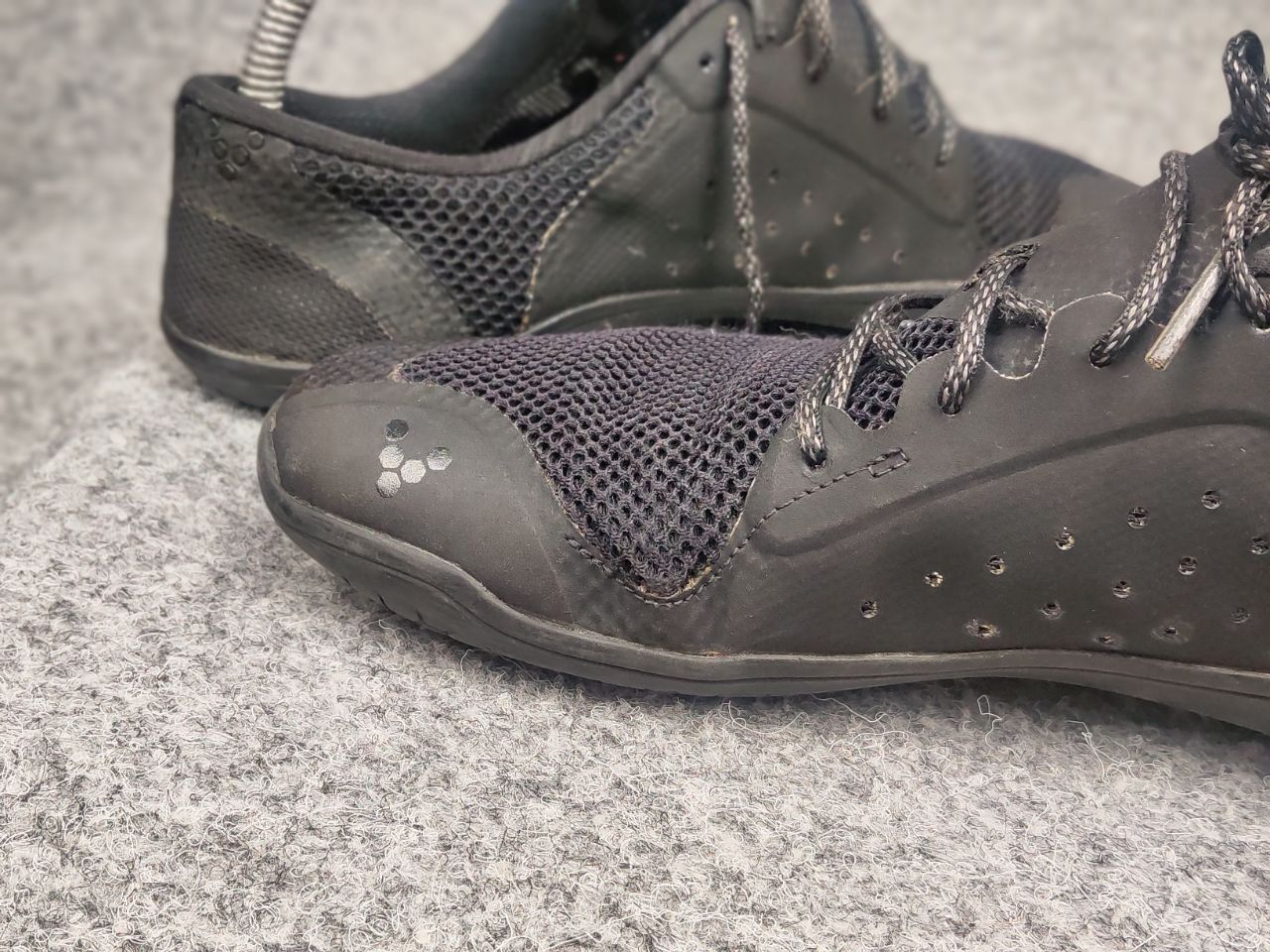 Vivobarefoot Vivobarefoot Primus Lite III Trail Logo Running Sneakers Size US 6 / EU 39 - 12 Thumbnail