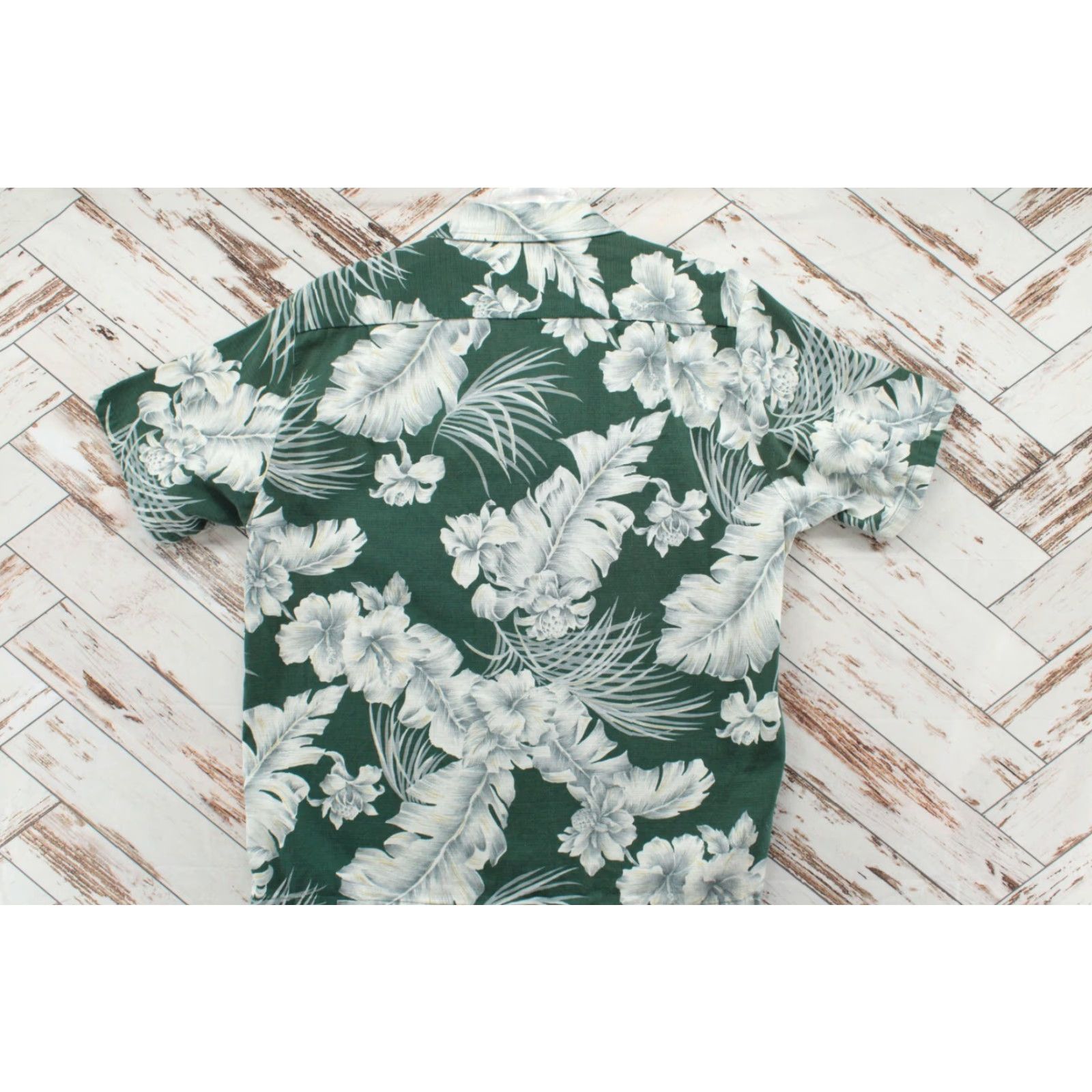 Vintage VINTAGE Bishop St. Hawaiian Shirt XL Green Floral Camp Collar Luau Vacation Mens Size US XL / EU 56 / 4 - 2 Thumbnail