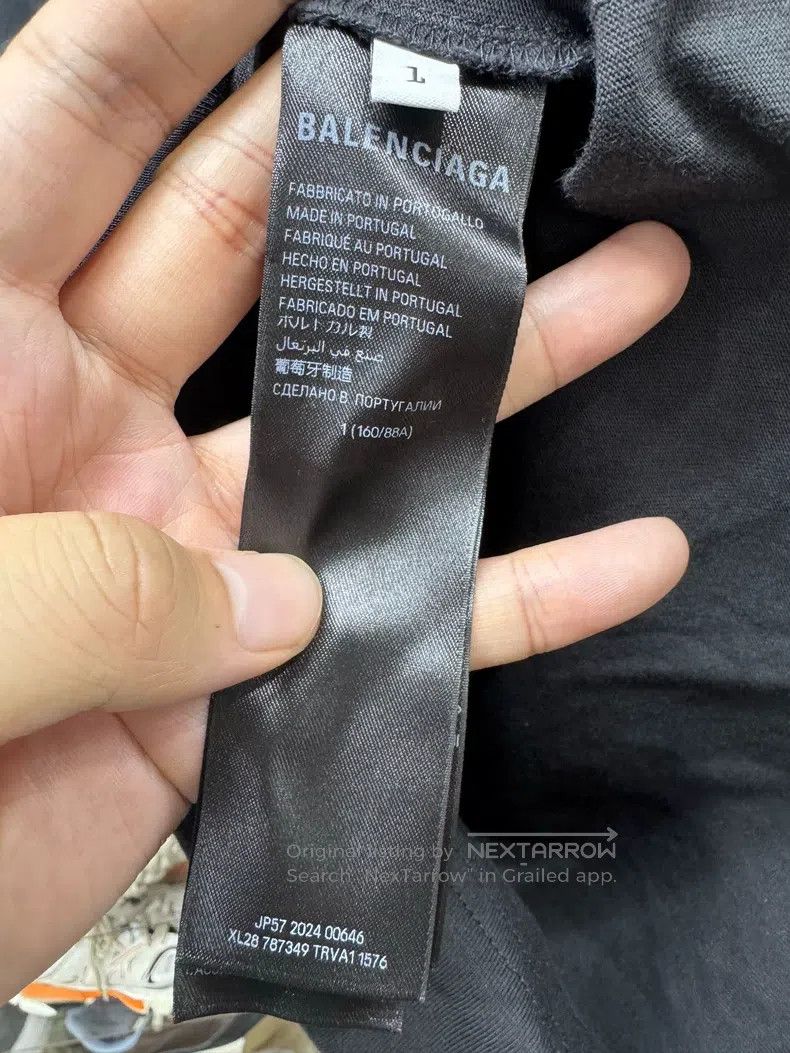 Balenciaga Balenciaga Reverse Letter Printed Round Neck Short Sleeve Size US S / EU 44-46 / 1 - 5 Thumbnail