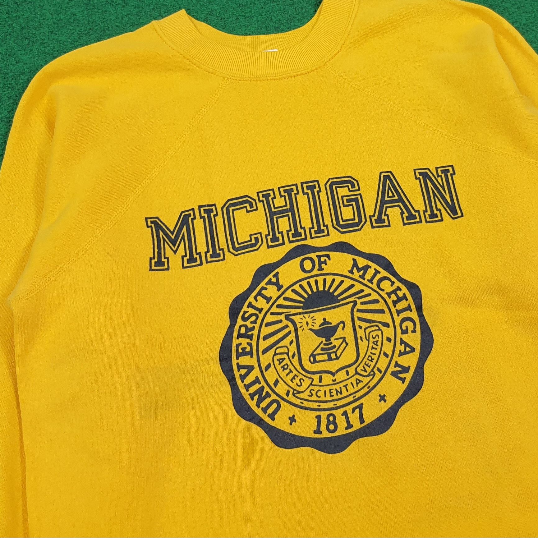 Vintage Vintage 80s University of Michigan College Crewneck C292N27 Size US S / EU 44-46 / 1 - 2 Thumbnail