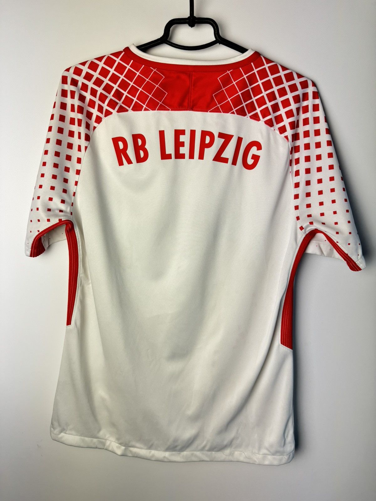 Nike Red Bull Leipzig 2017 2018 Home Shirt Soccer Jersey Nike Size US M / EU 48-50 / 2 - 2 Thumbnail