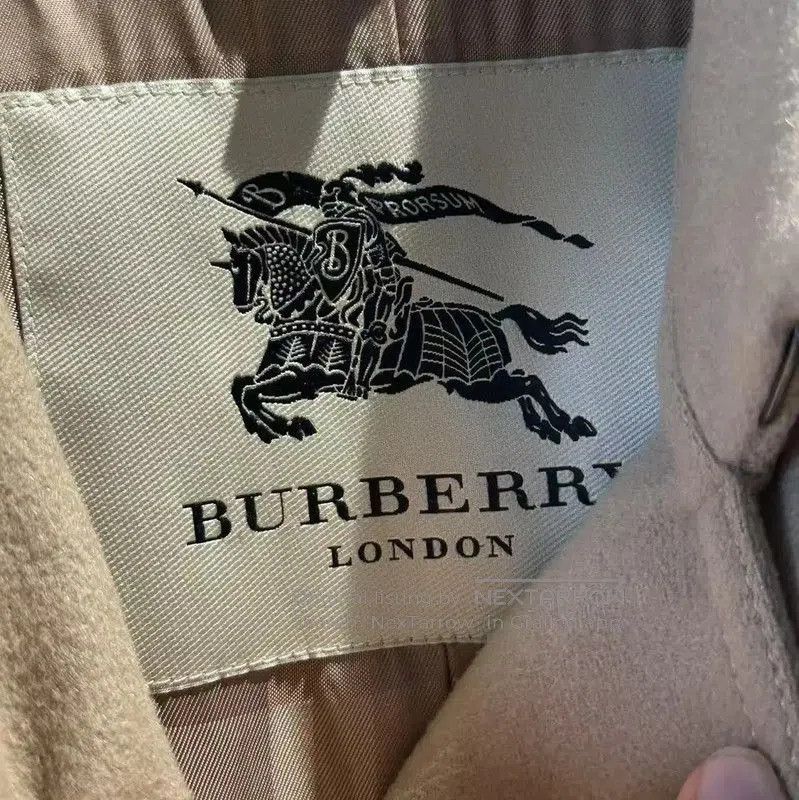Burberry Burberry Khaki Wool Women's Trench Coat. Size XXS / US 00 / IT 34 - 4 Thumbnail