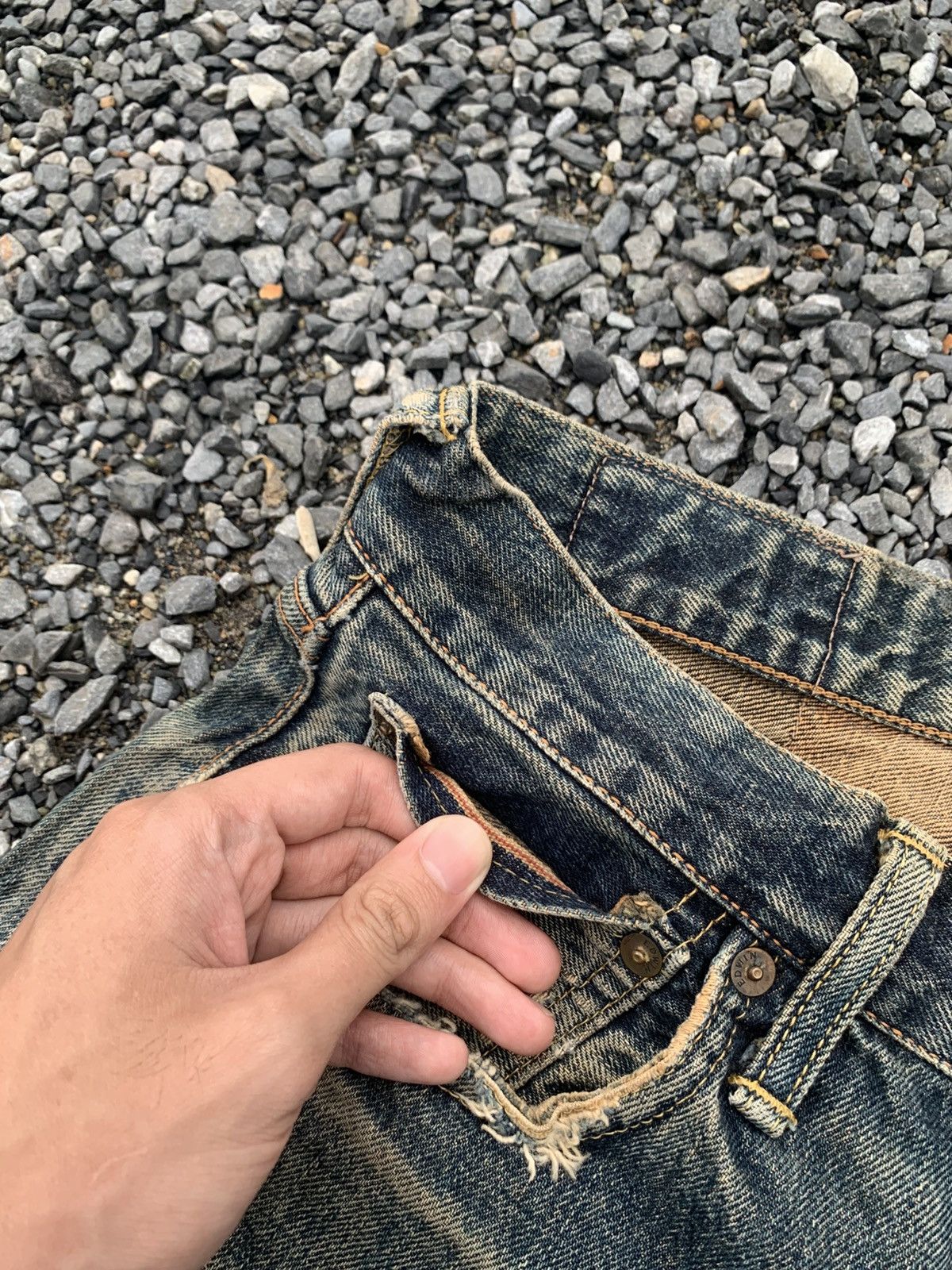 Edwin VINTAGE EDWIN 505 SELVEDGE BAGGY RUSTY DISTRESSED DENIM Size US 28 / EU 44 - 11 Thumbnail