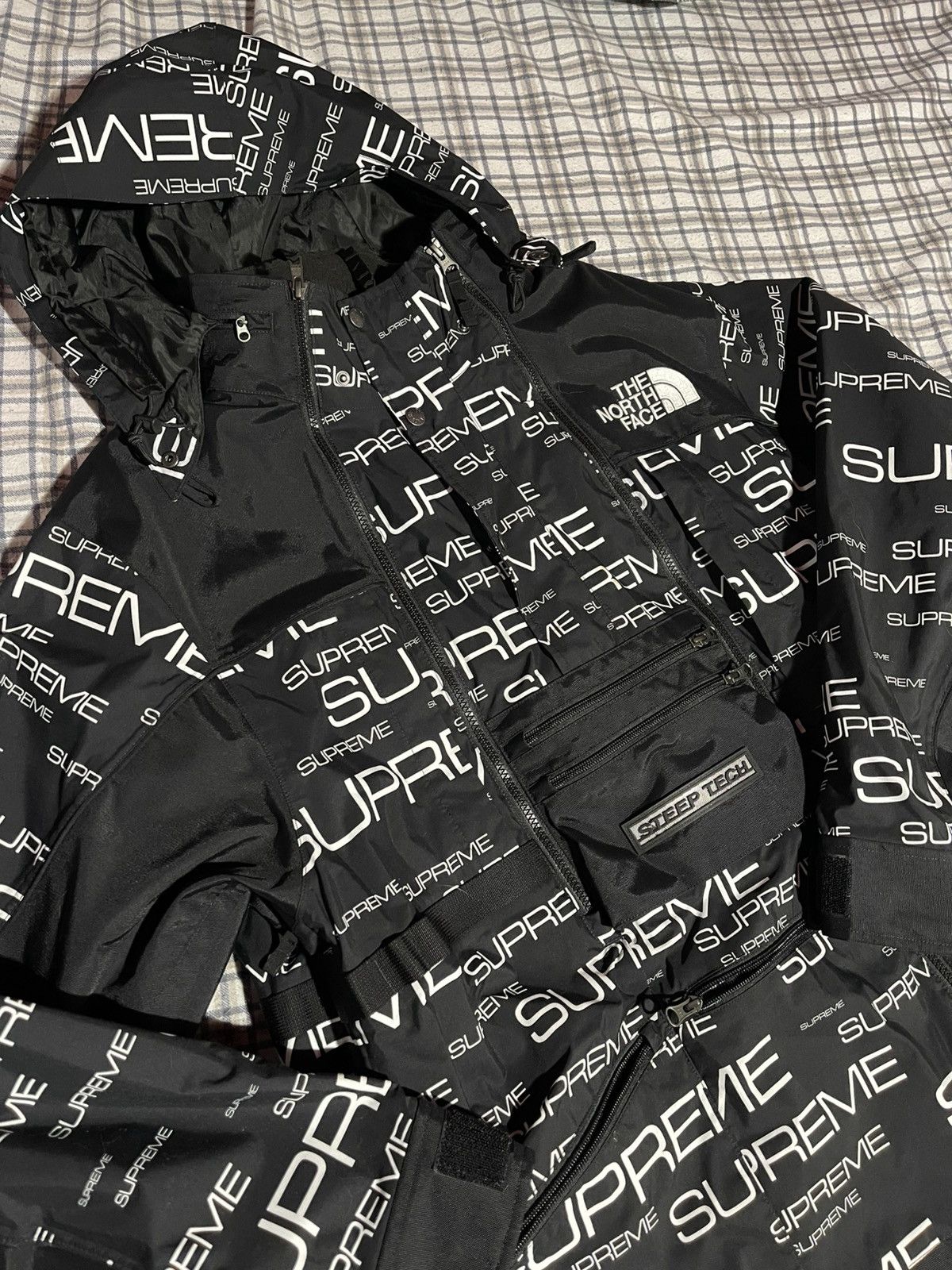 Supreme × The North Face Supreme x TNF steep tech apogee Size US XL / EU 56 / 4 - 4 Thumbnail